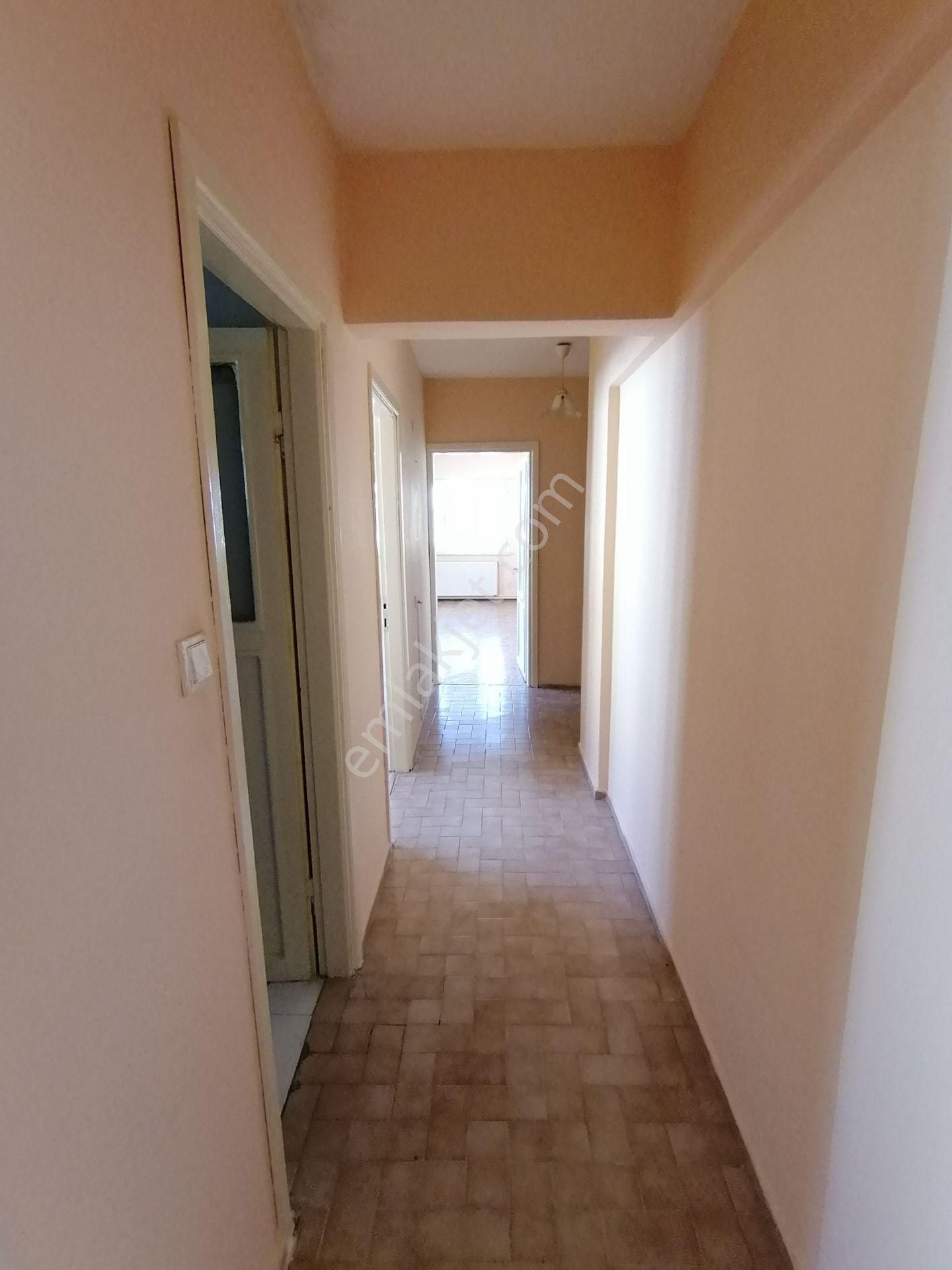 Şanlı Emlaktan.. Çınarcık Harmanlar Mh.'de ,sahile Çok Yakın, / 2+1 / 100m2 / Doğalgazlı Daire - Görsel 19