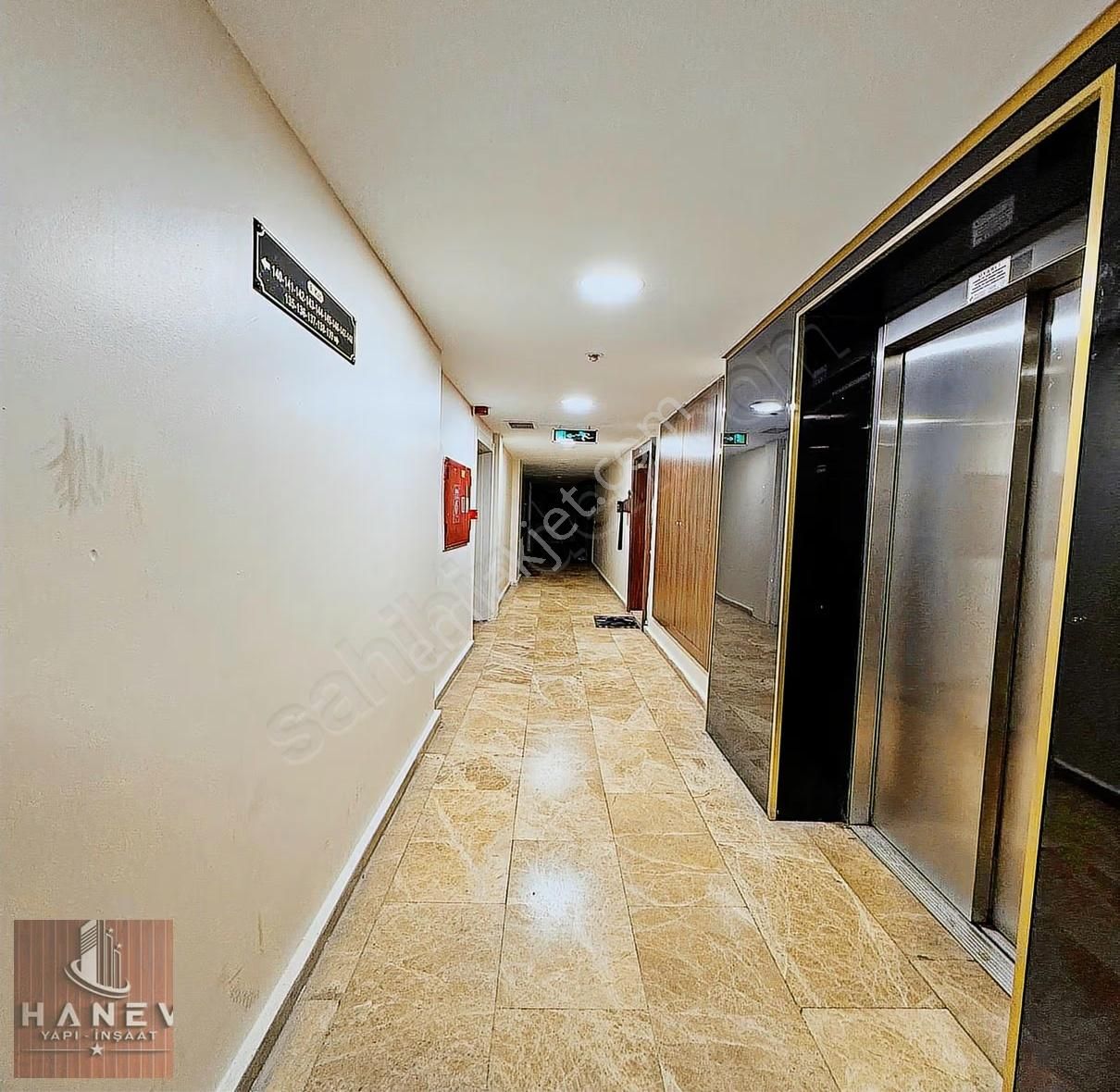 Hanev'den Satılık Eşyalı Lüks Daire Metrobüse Yürüme Mesafesinde - Görsel 30