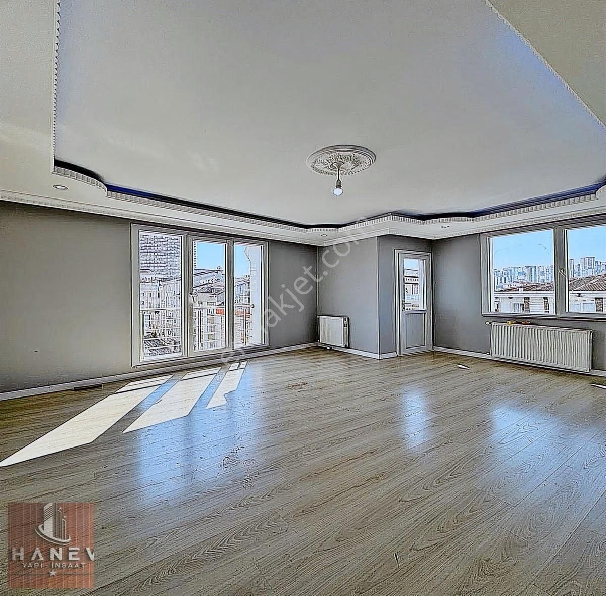 Bu Fırsatı Kaçırmayın Satılık Köşe Başı Çift Cephe Daire - Görsel 3