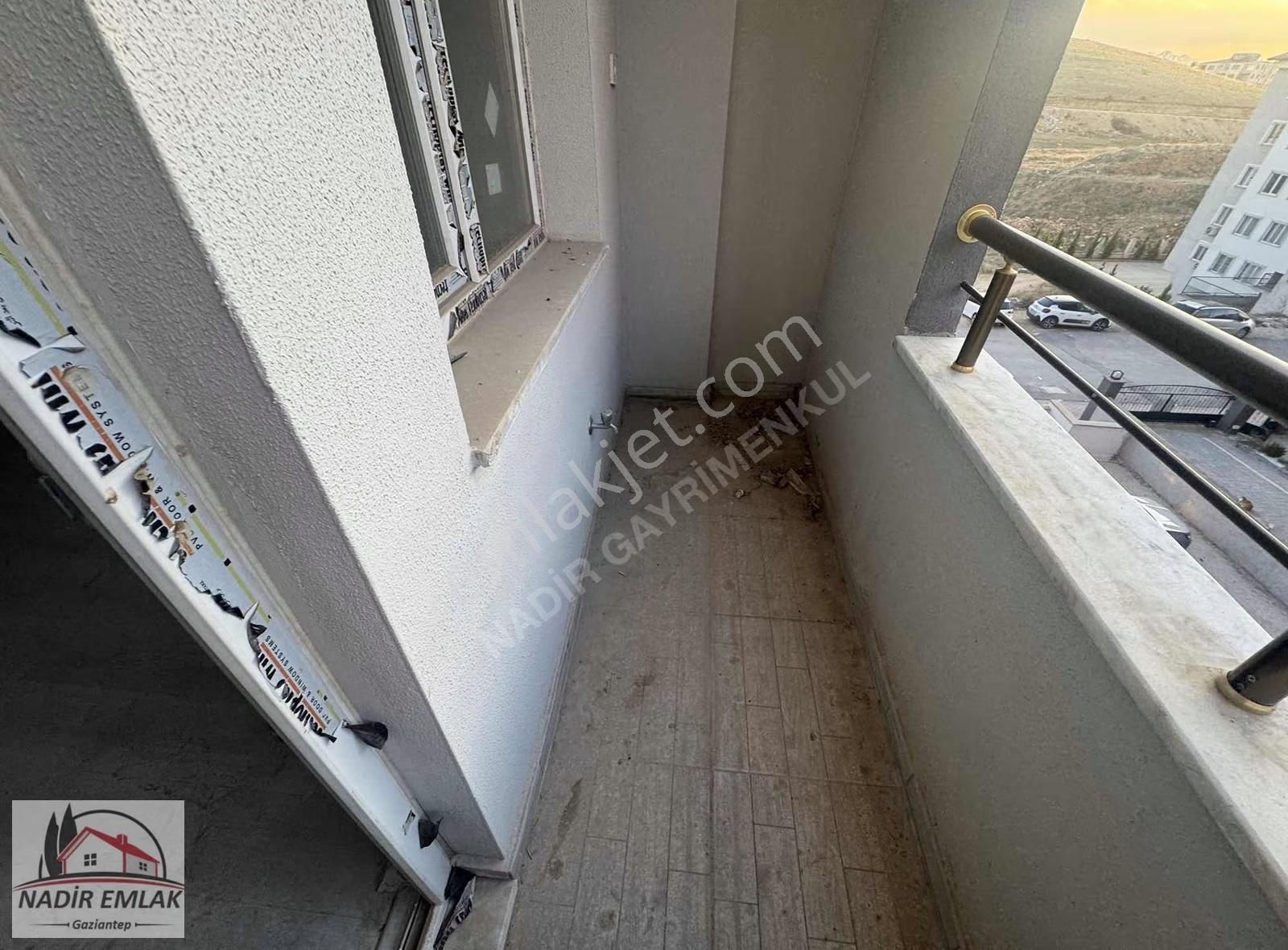 Nadir Emlaktan Bahçeşehir Koleji Ykn Uygun Sıfır 3+1 Daire - Görsel 18