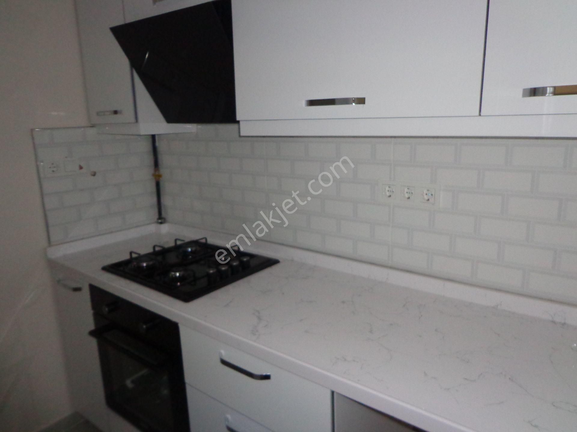 Huzur Mah.yüksek Giriş Yapılı Masrafsız Daire 65 M2 - Görsel 9