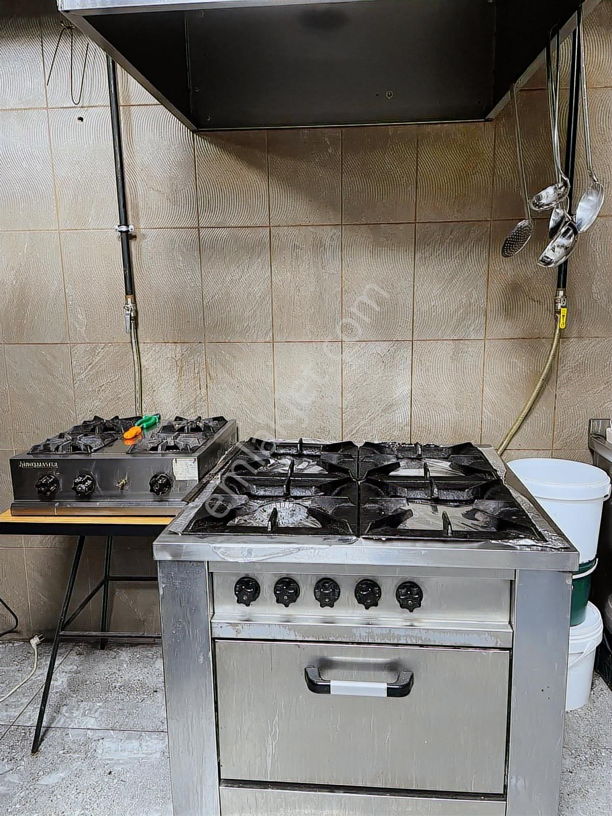 Tuzlada Merkezi Konum Marka Değeri Olan Hazır Restoran İş Yeri - Görsel 16