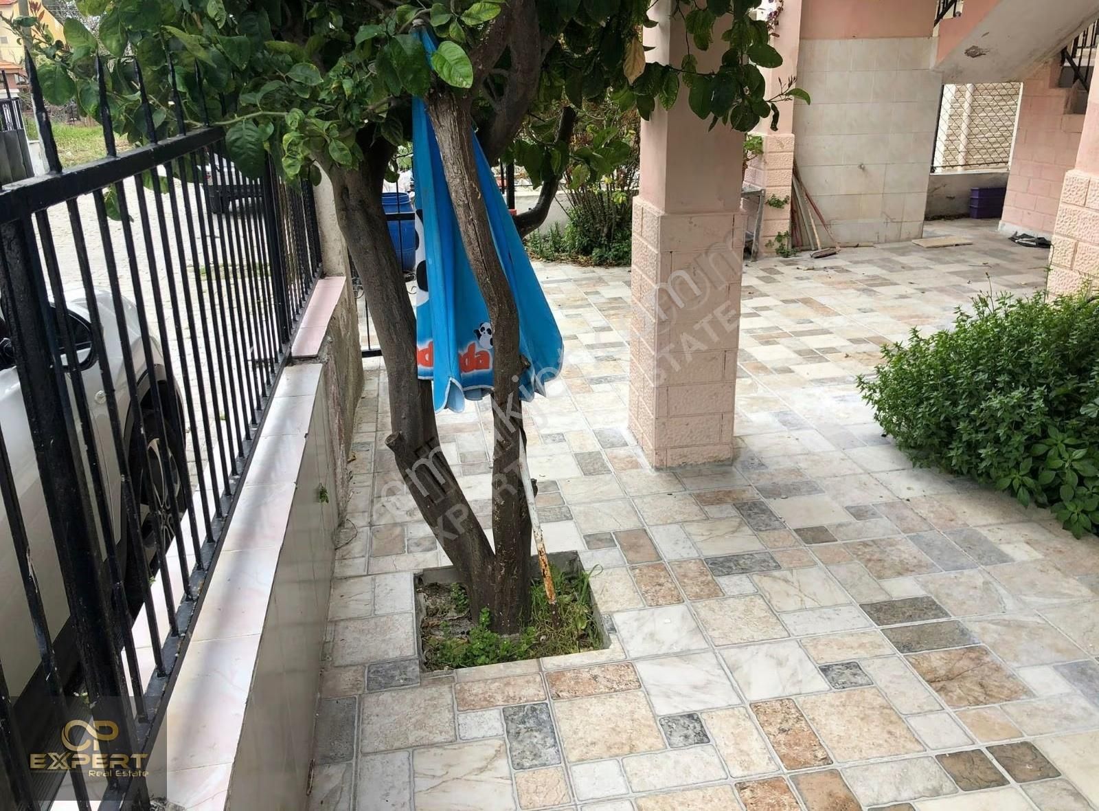 Ahmetbeylide Plaja 100m.mesafede 3 Katlı Tek Tapu Yazlık... - Görsel 8