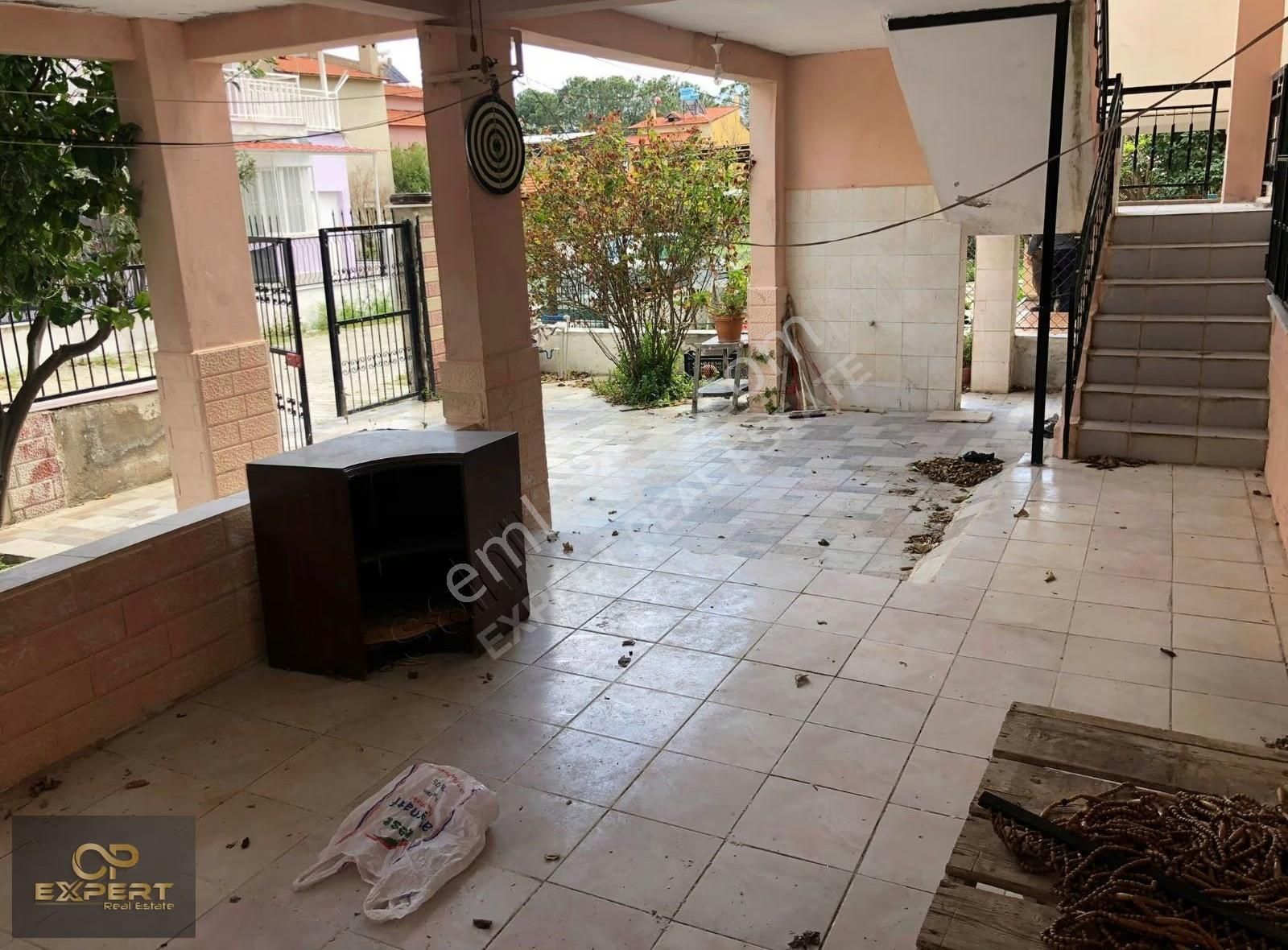 Ahmetbeylide Plaja 100m.mesafede 3 Katlı Tek Tapu Yazlık... - Görsel 7