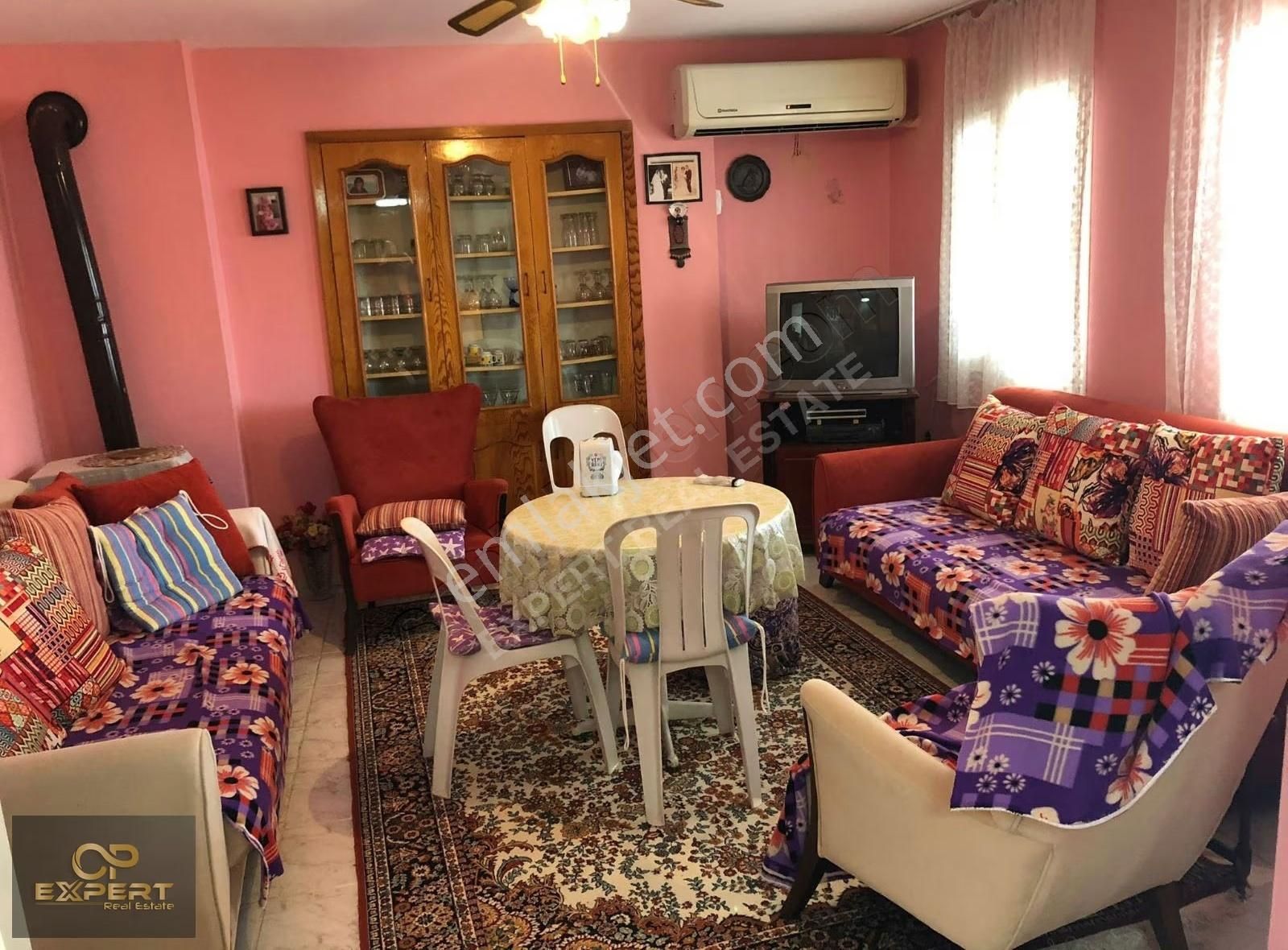 Ahmetbeylide Plaja 100m.mesafede 3 Katlı Tek Tapu Yazlık... - Görsel 14