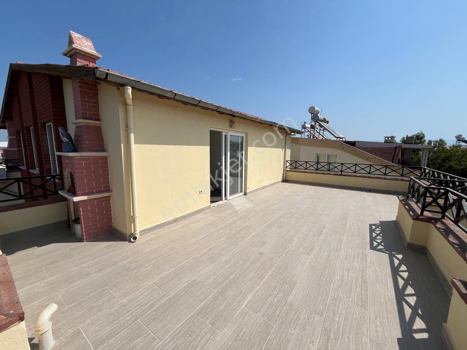 🏡 Çamlık Mahallesi’nde Denize Yakın | Havuzlu Sitede 4+1 Geniş Teraslı Dubleks 🌊-95 - Görsel 3