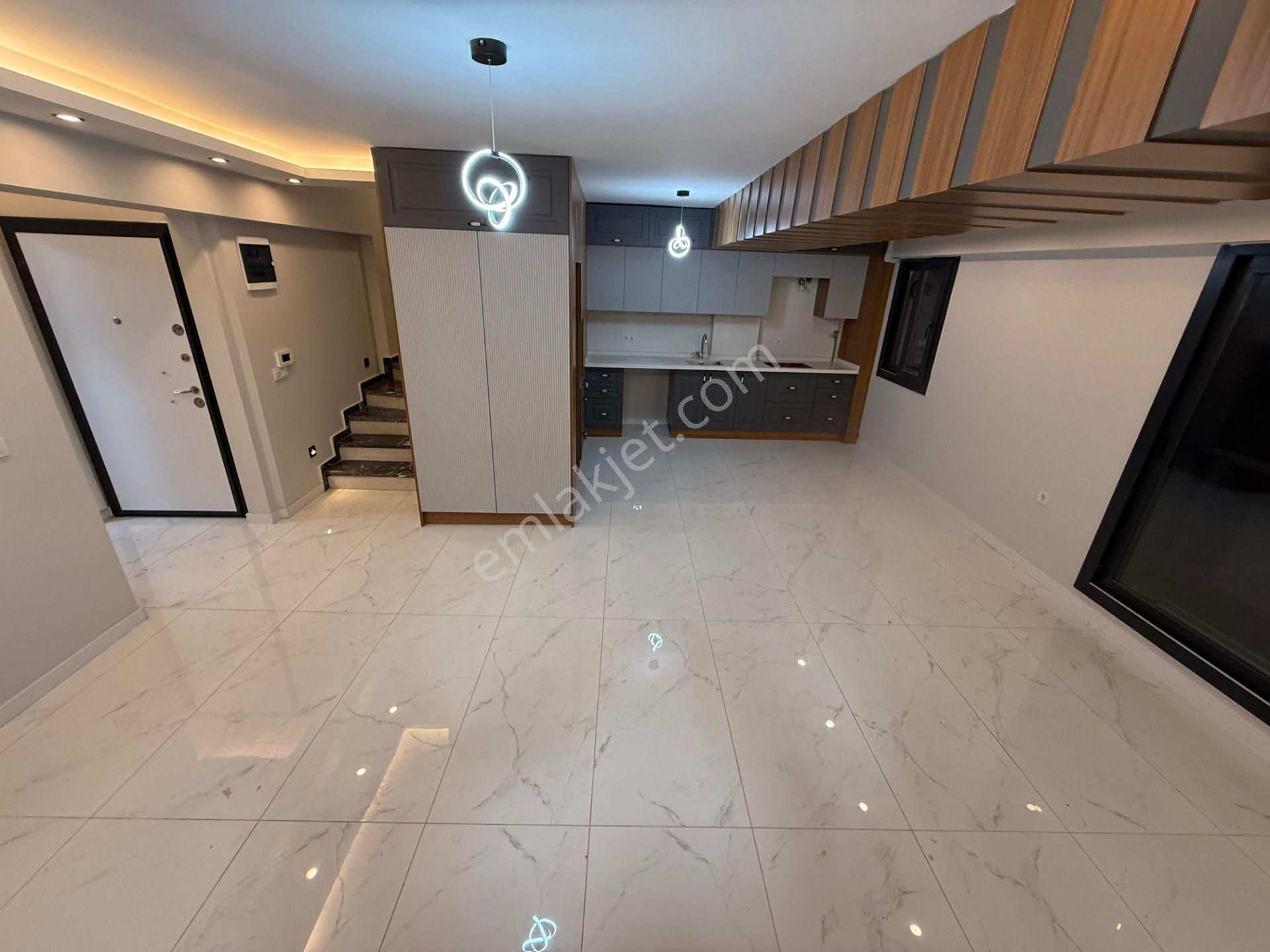 İzmir Dikili Gazipaşa Mahallesinde Satılık 2+1 Dubleks Daire - Görsel 27