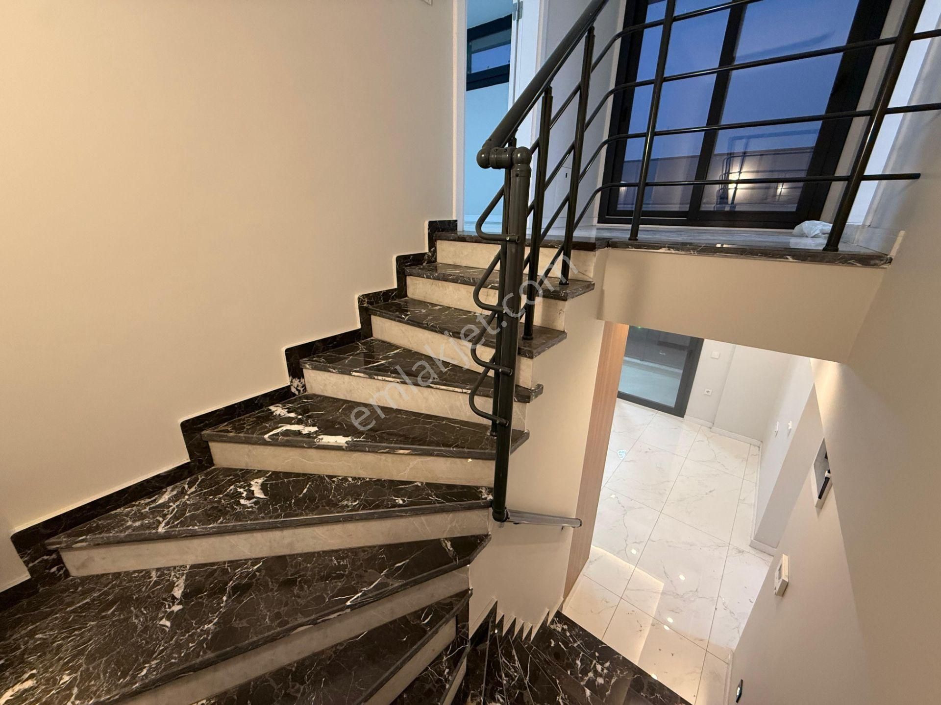 İzmir Dikili Gazipaşa Mahallesinde Satılık 2+1 Dubleks Daire - Görsel 16