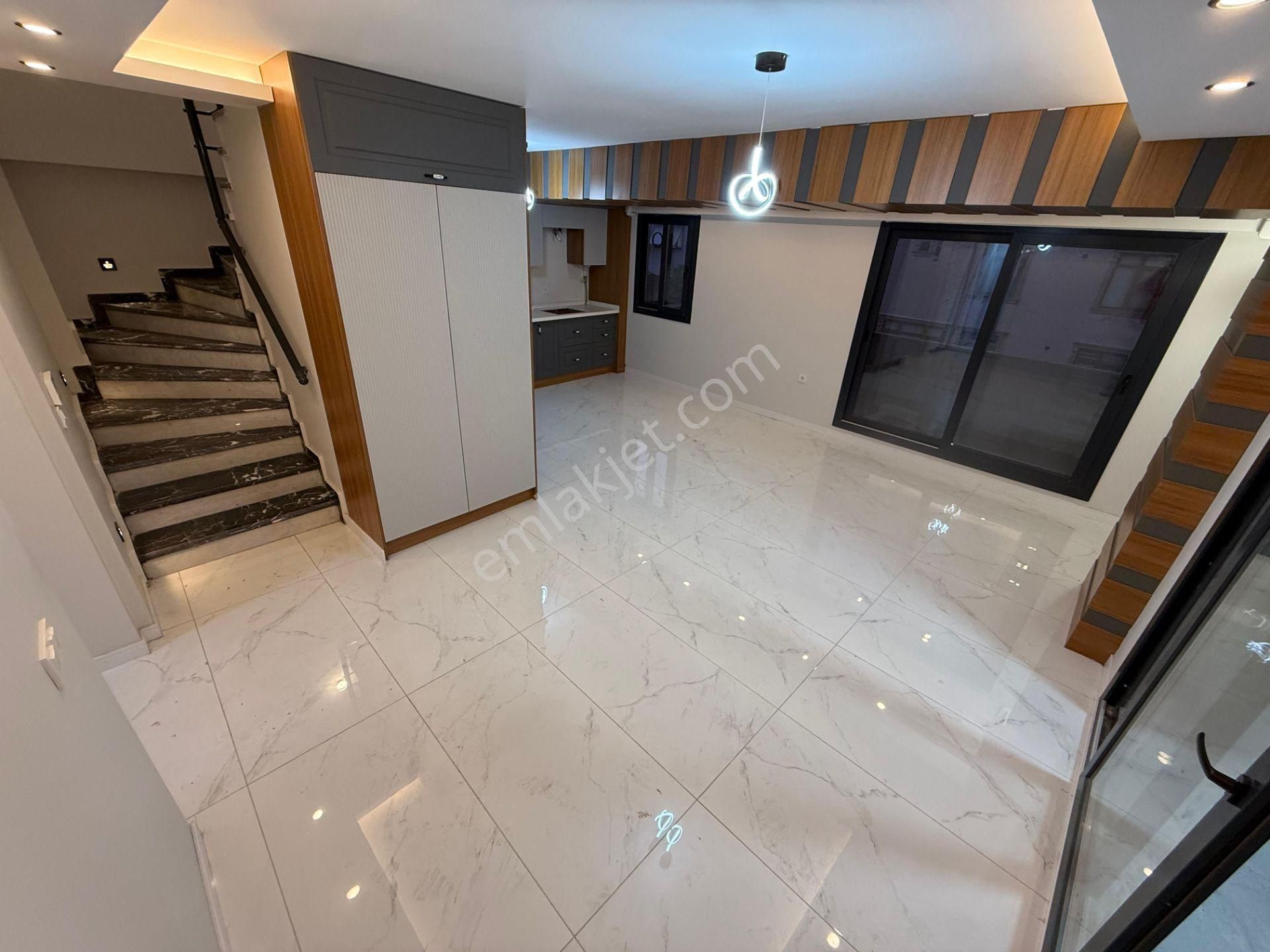 İzmir Dikili Gazipaşa Mahallesinde Satılık 2+1 Dubleks Daire - Görsel 17