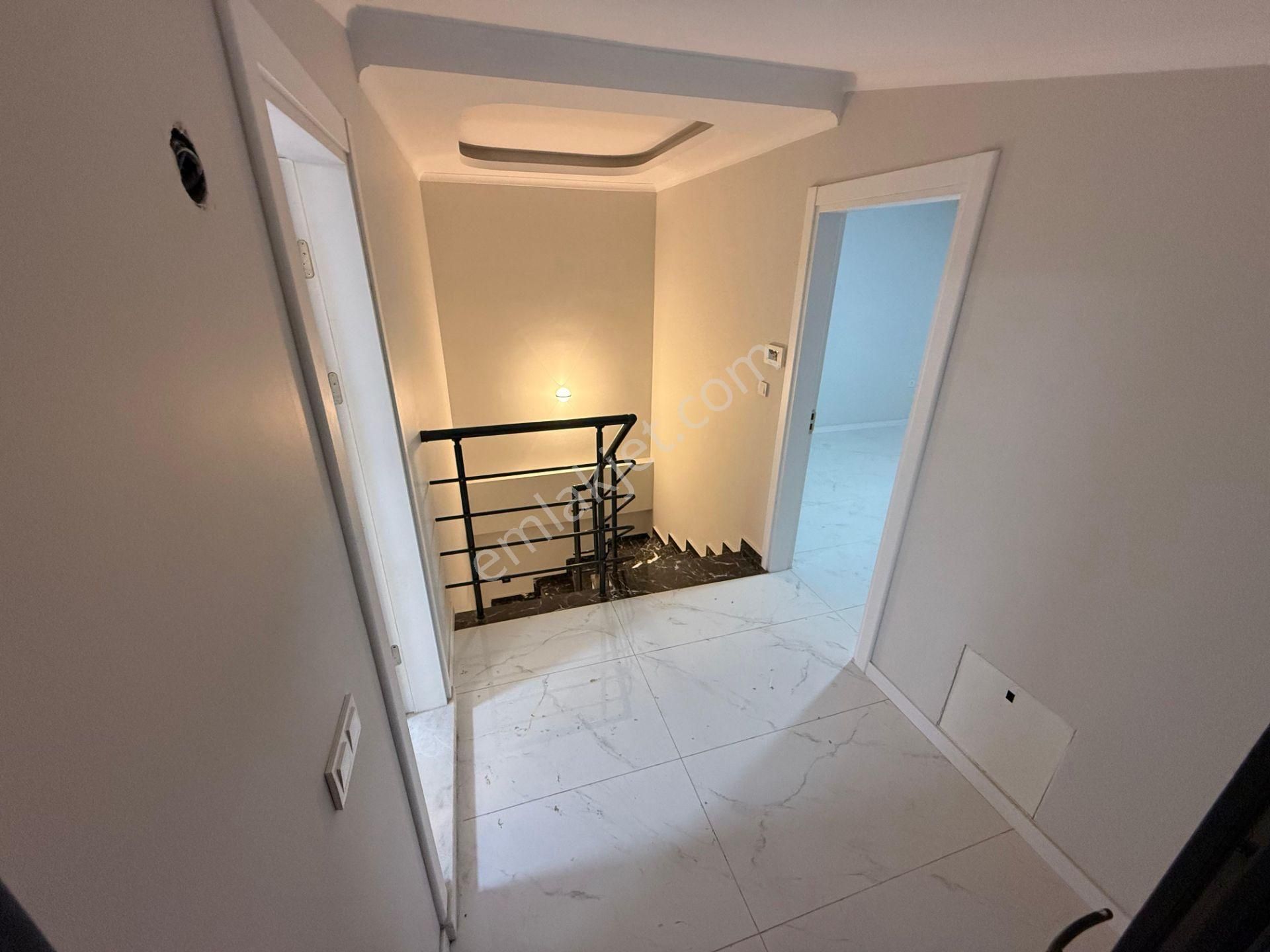 İzmir Dikili Gazipaşa Mahallesinde Satılık 2+1 Dubleks Daire - Görsel 25