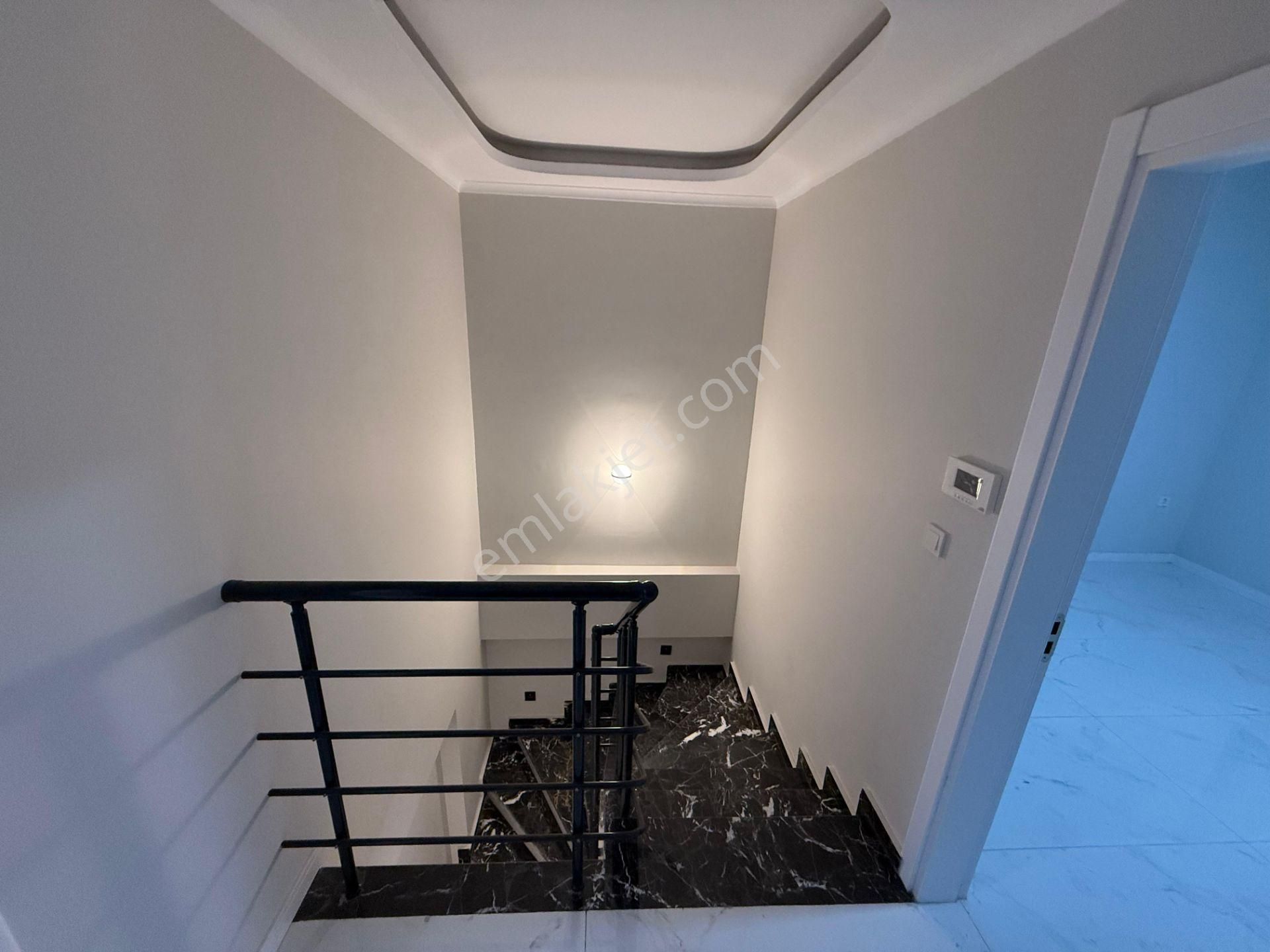 İzmir Dikili Gazipaşa Mahallesinde Satılık 2+1 Dubleks Daire - Görsel 22