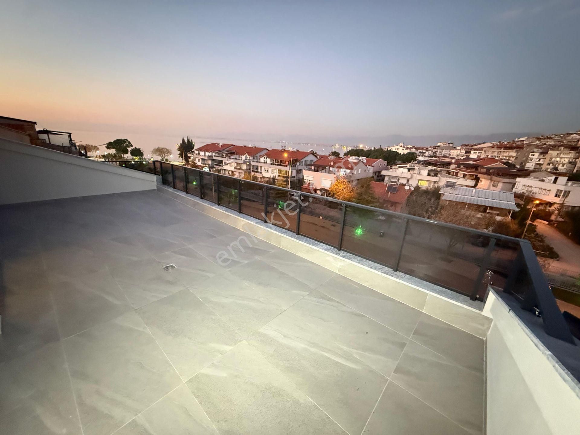 İzmir Dikili Gazipaşa Mahallesinde Satılık 2+1 Dubleks Daire - Görsel 23