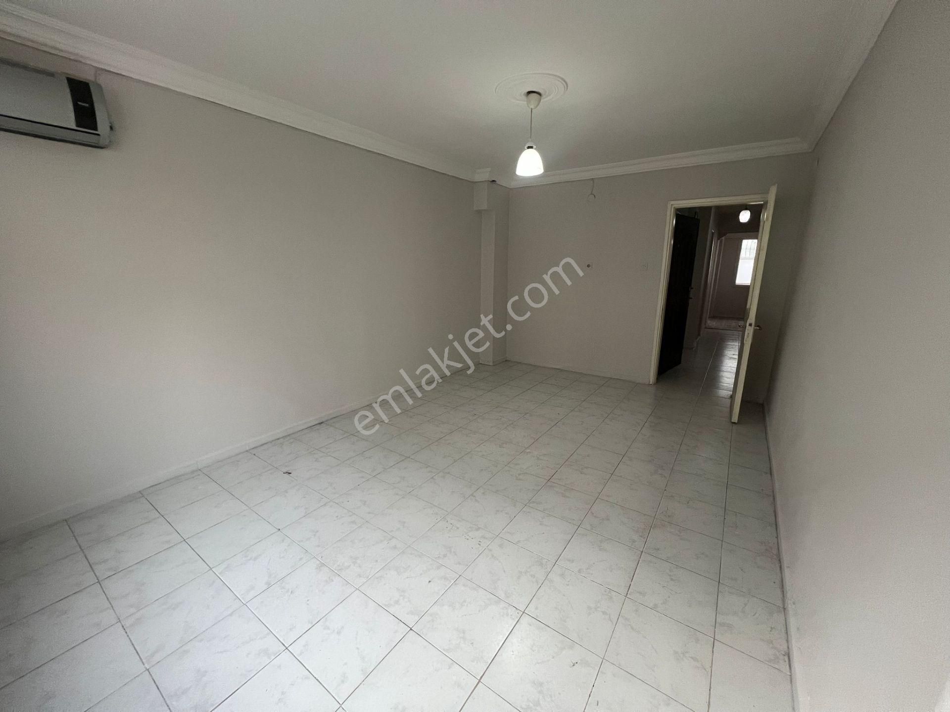 Acill Buca Hürriyet Mah.de 2+1 120m2 Ayrı Mutfak Arakat Satılık Daire - Görsel 8