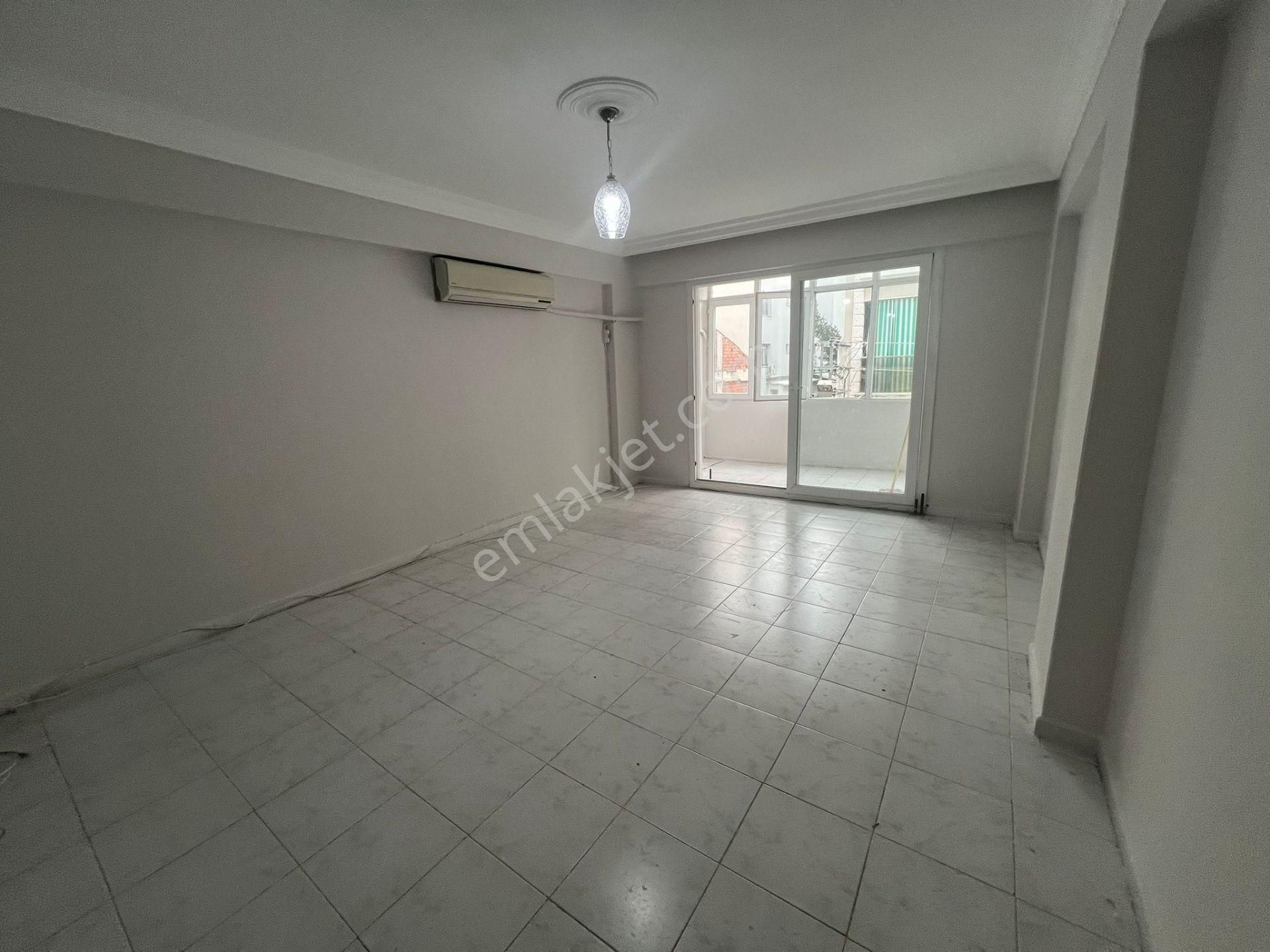 Acill Buca Hürriyet Mah.de 2+1 120m2 Ayrı Mutfak Arakat Satılık Daire - Görsel 7