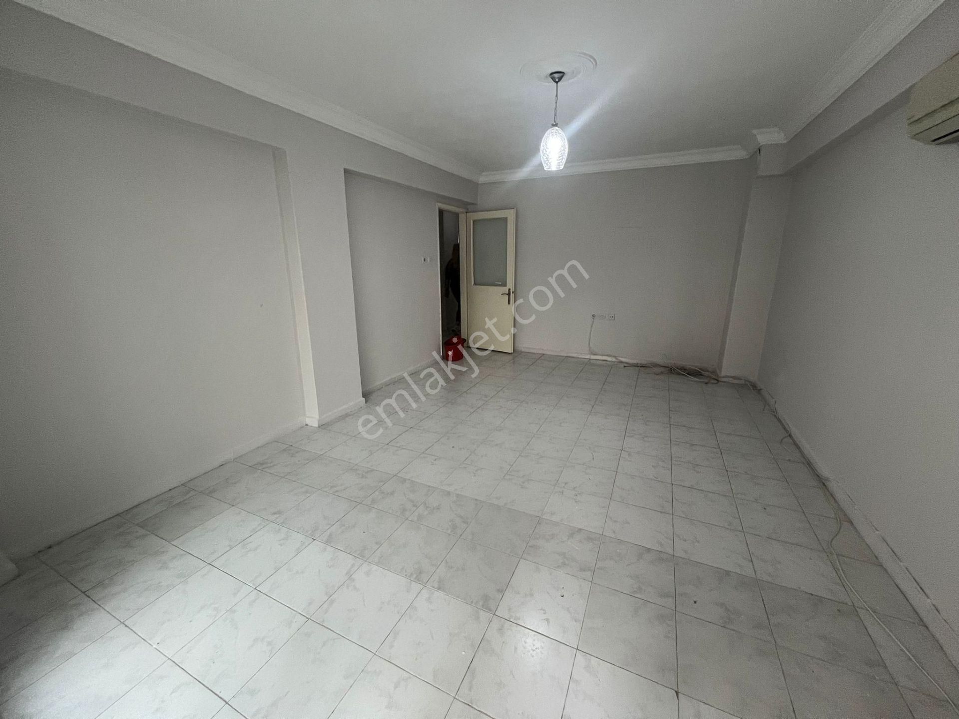 Acill Buca Hürriyet Mah.de 2+1 120m2 Ayrı Mutfak Arakat Satılık Daire - Görsel 9