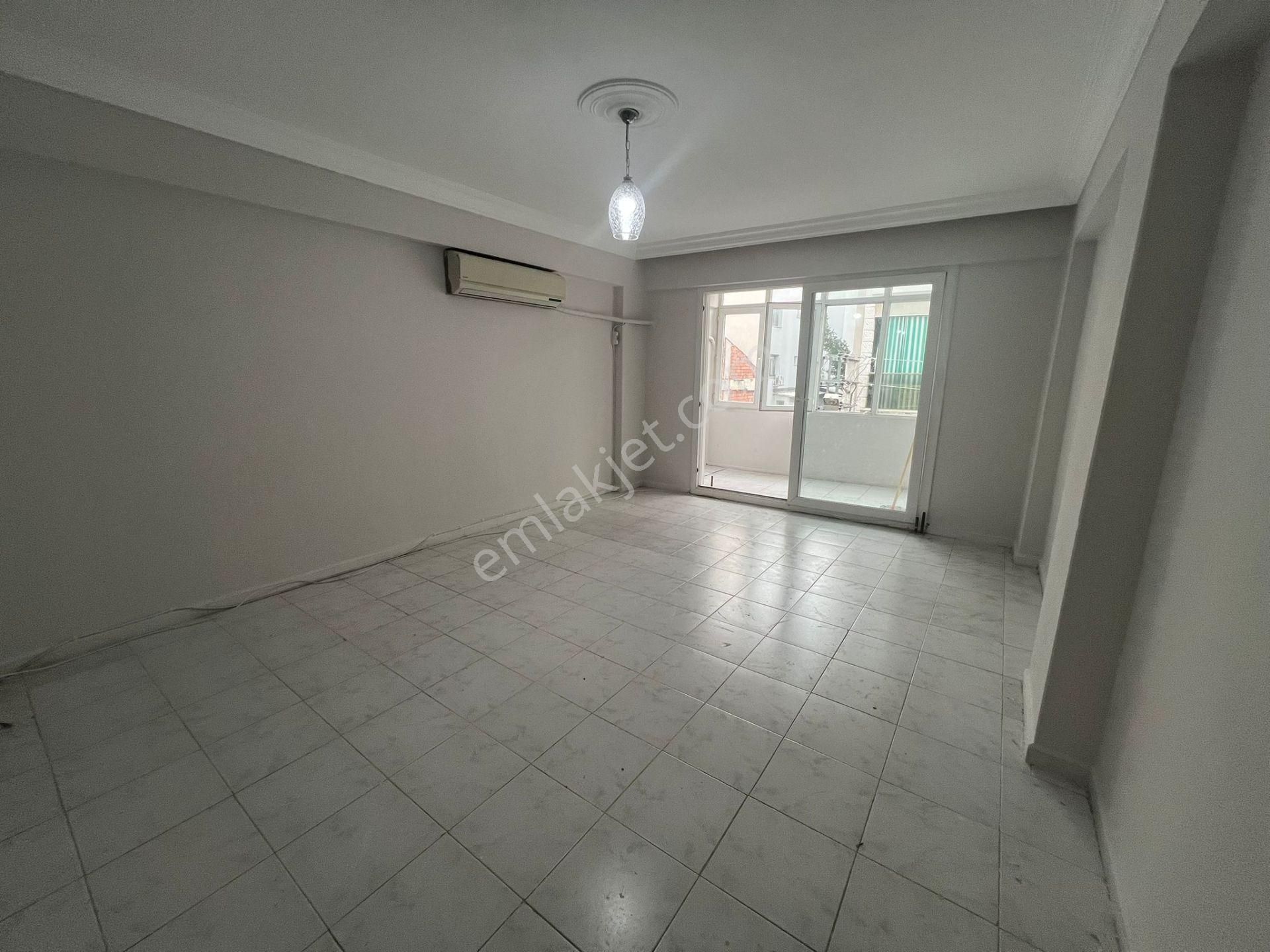 Acill Buca Hürriyet Mah.de 2+1 120m2 Ayrı Mutfak Arakat Satılık Daire - Görsel 5