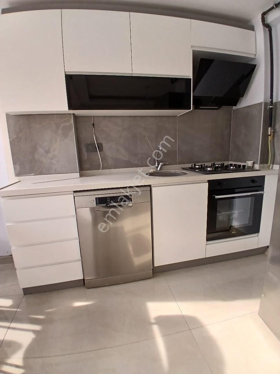 İzmir Torbalı Muratbey Mahallesinde Eşyalı Kiralık