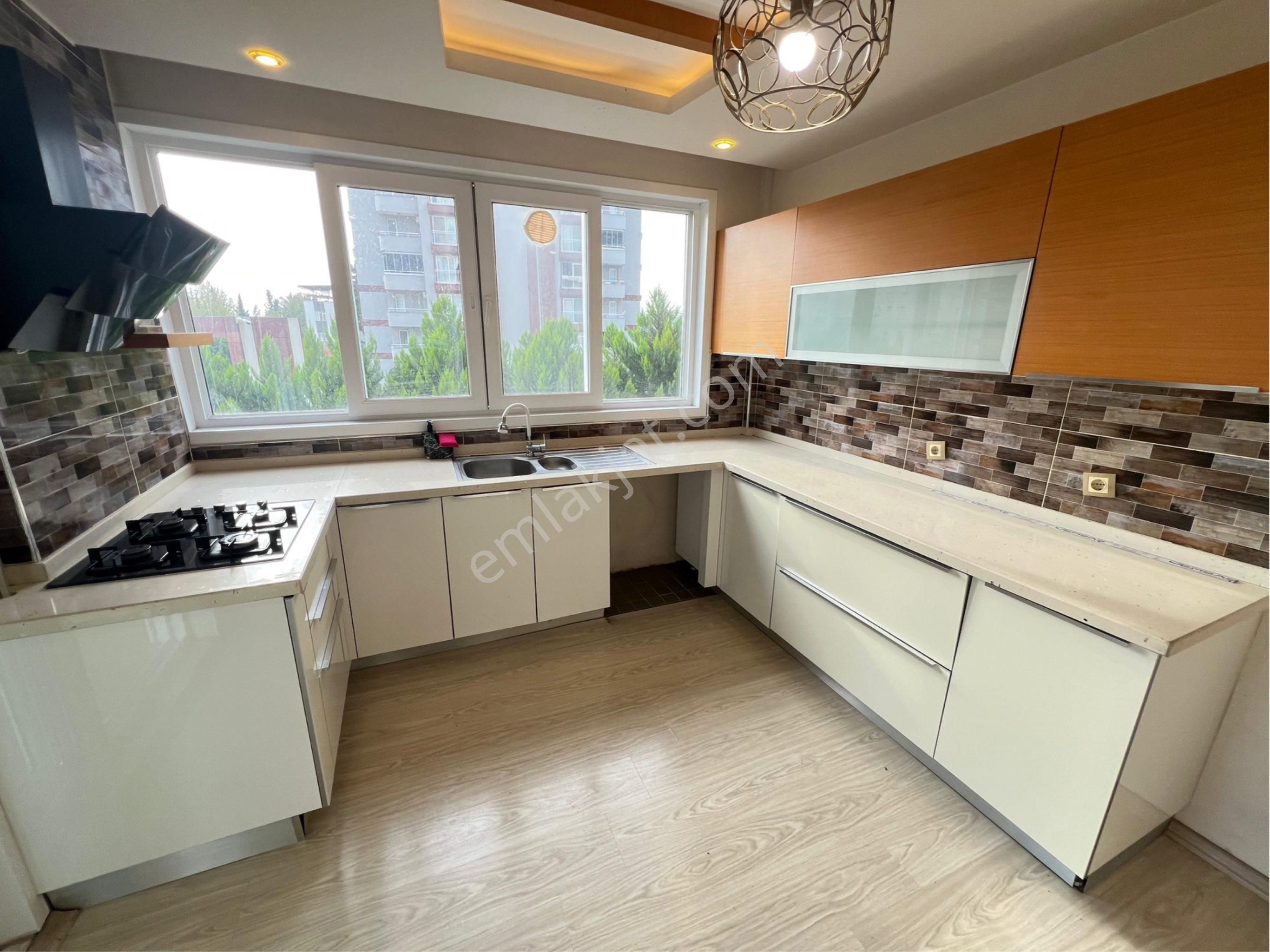 Gürselpaşa Mahallesi 3+1 Kapalı M. Kombili Doğalgazlı Cazip Kiralık Daire - Görsel 3