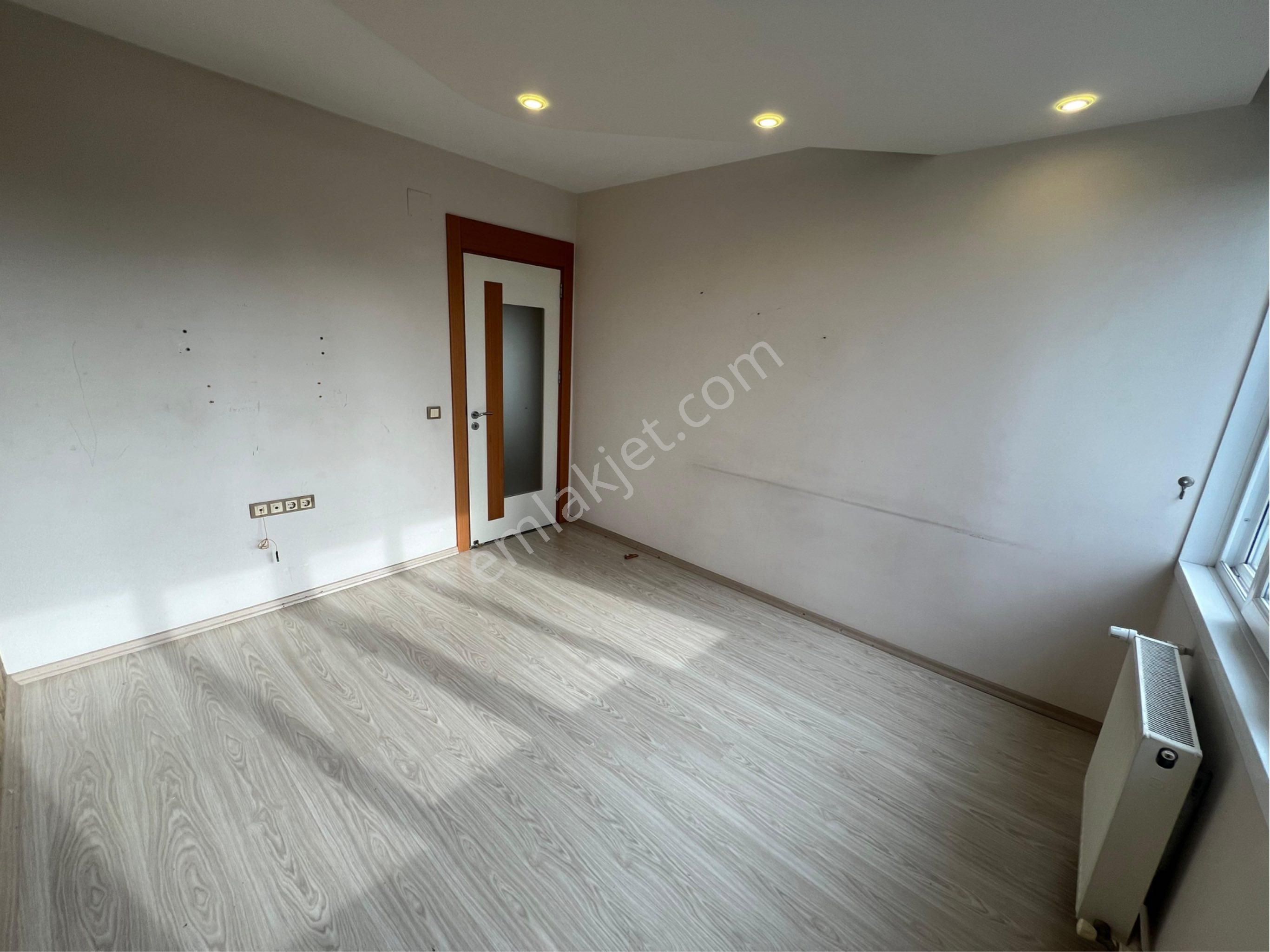 Gürselpaşa Mahallesi 3+1 Kapalı M. Kombili Doğalgazlı Cazip Kiralık Daire - Görsel 11