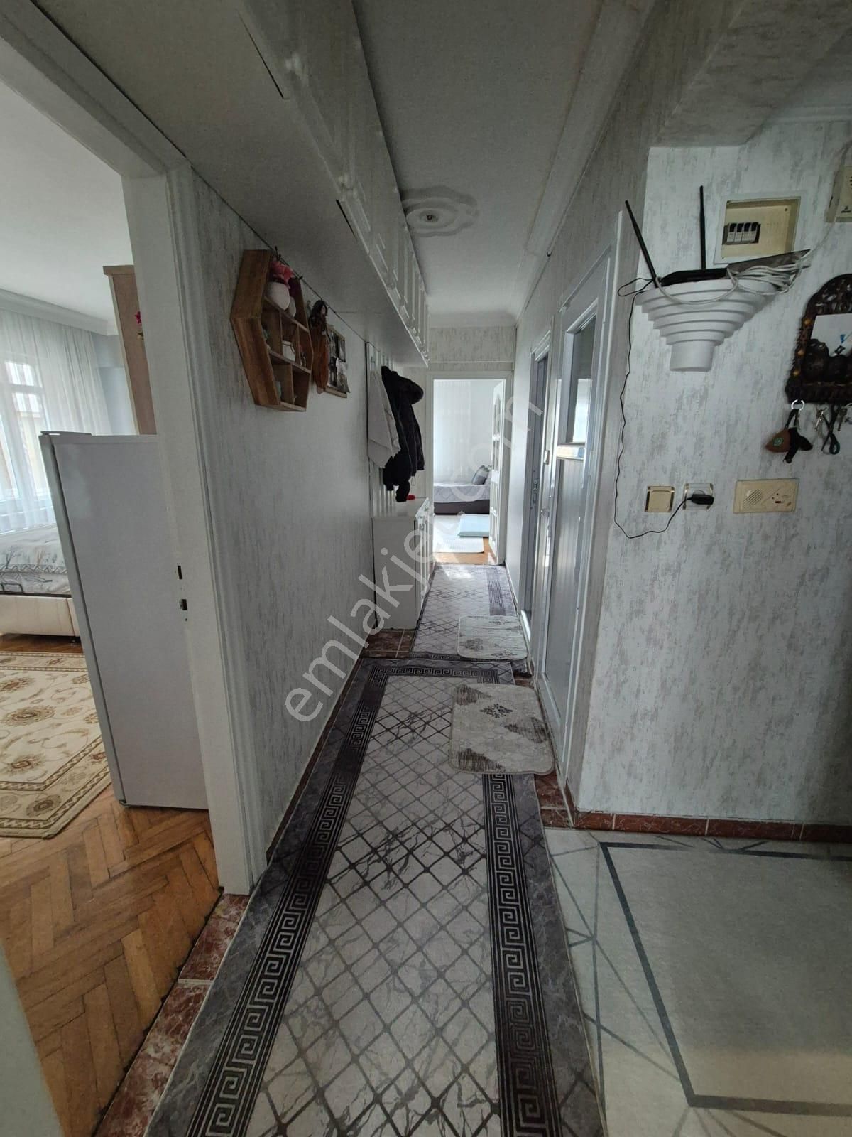 Metrobüse Yürüme Mesafesinde Geniş Satılık 2+1 Arakat Daire - Görsel 16