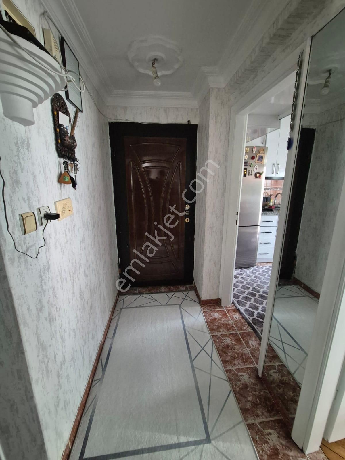 Metrobüse Yürüme Mesafesinde Geniş Satılık 2+1 Arakat Daire - Görsel 15