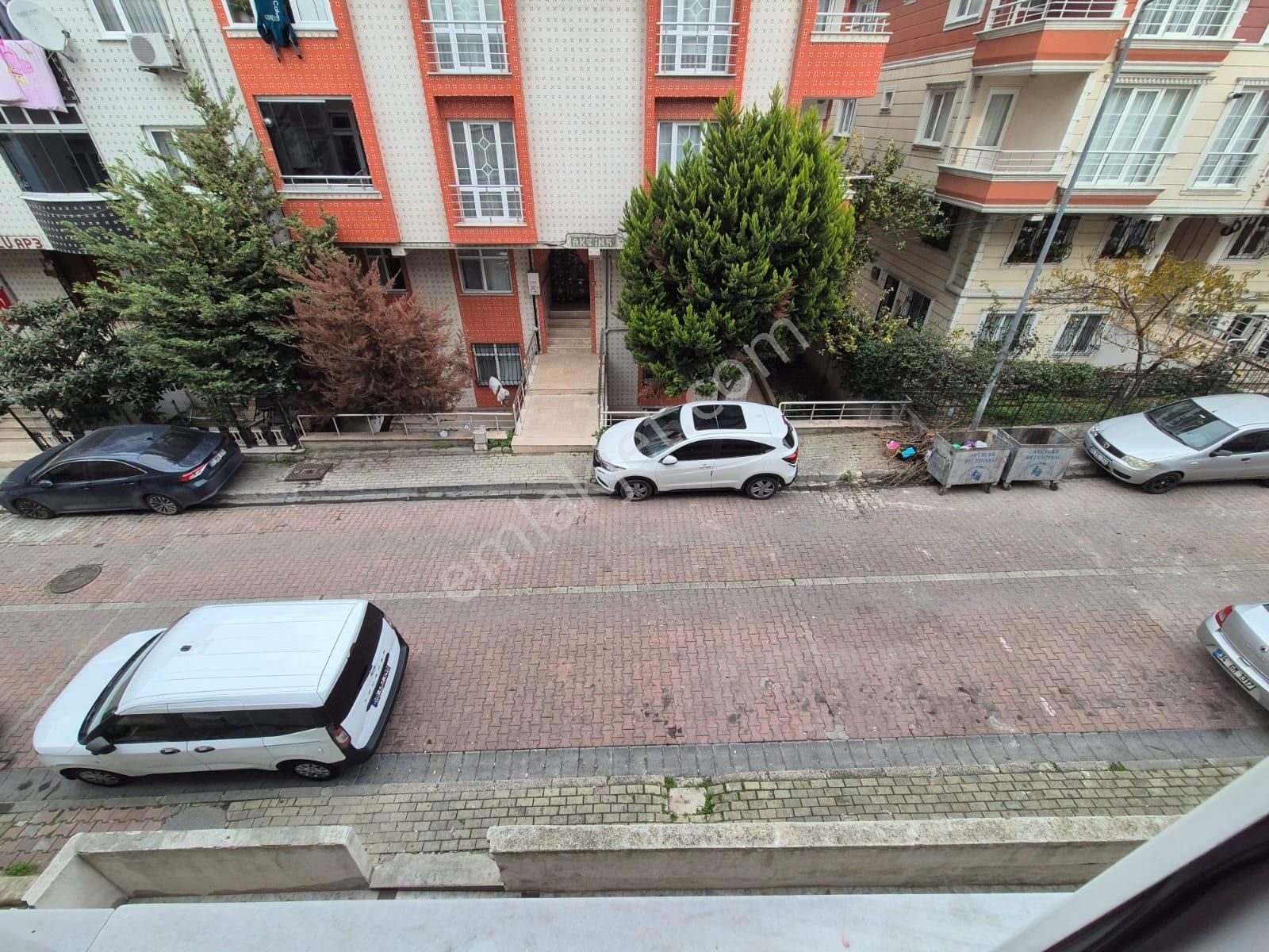 Metrobüse Yürüme Mesafesinde Geniş Satılık 2+1 Arakat Daire - Görsel 5