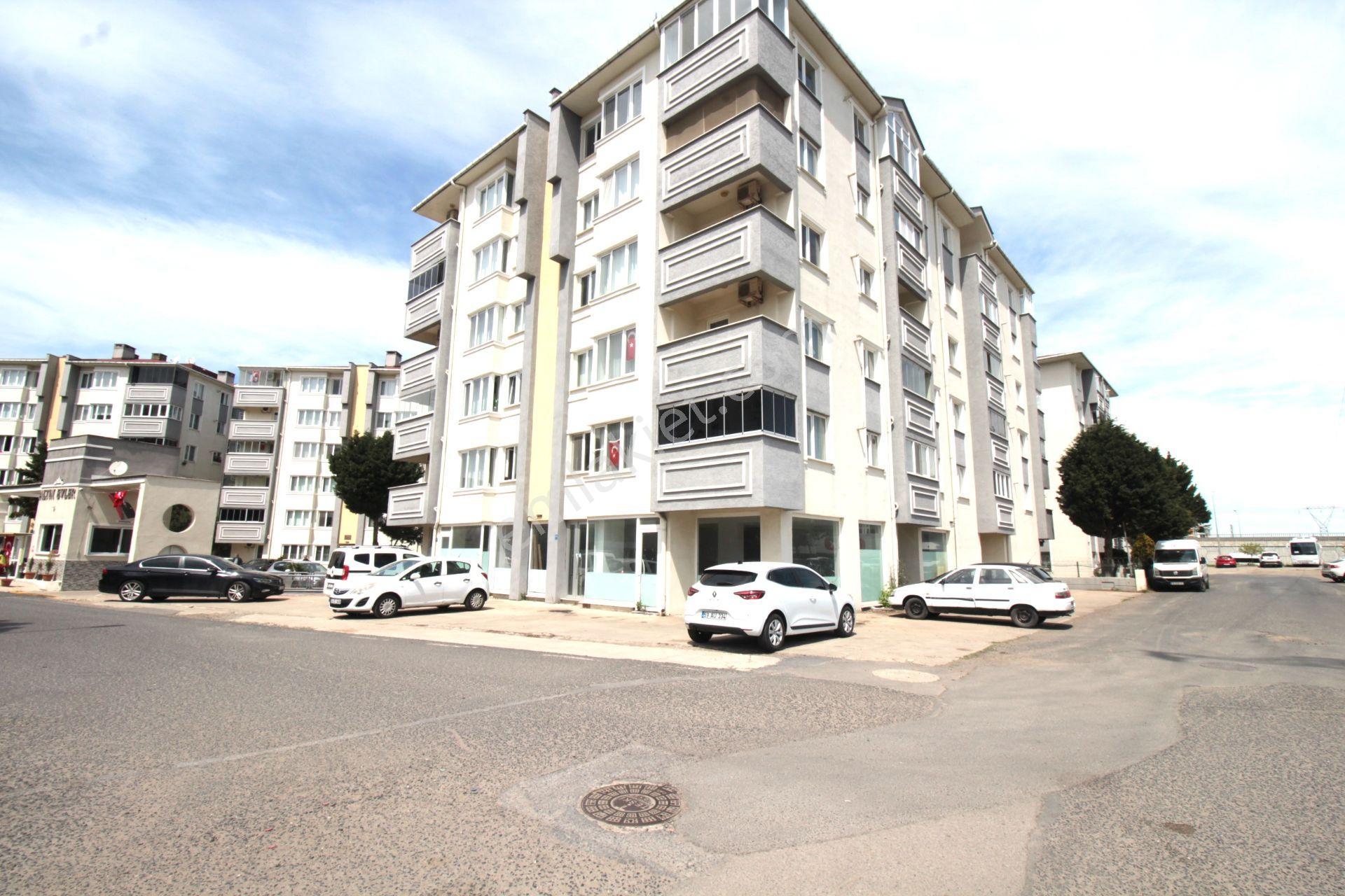 Tekirdağ Çorlu Kazimiye Mahallesinde 3+1 /136 M2 Ebeveyn Banyolu Site İçinde Satılık Daire - Görsel 35