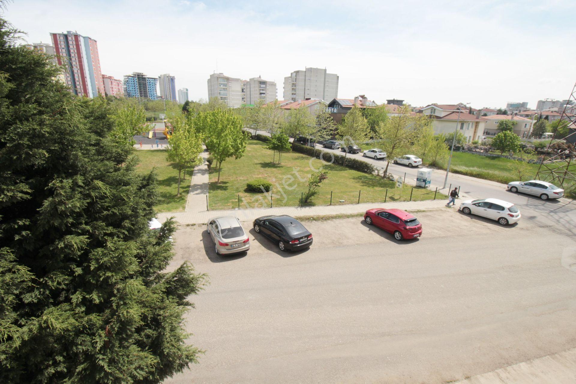 Tekirdağ Çorlu Kazimiye Mahallesinde 3+1 /136 M2 Ebeveyn Banyolu Site İçinde Satılık Daire - Görsel 11