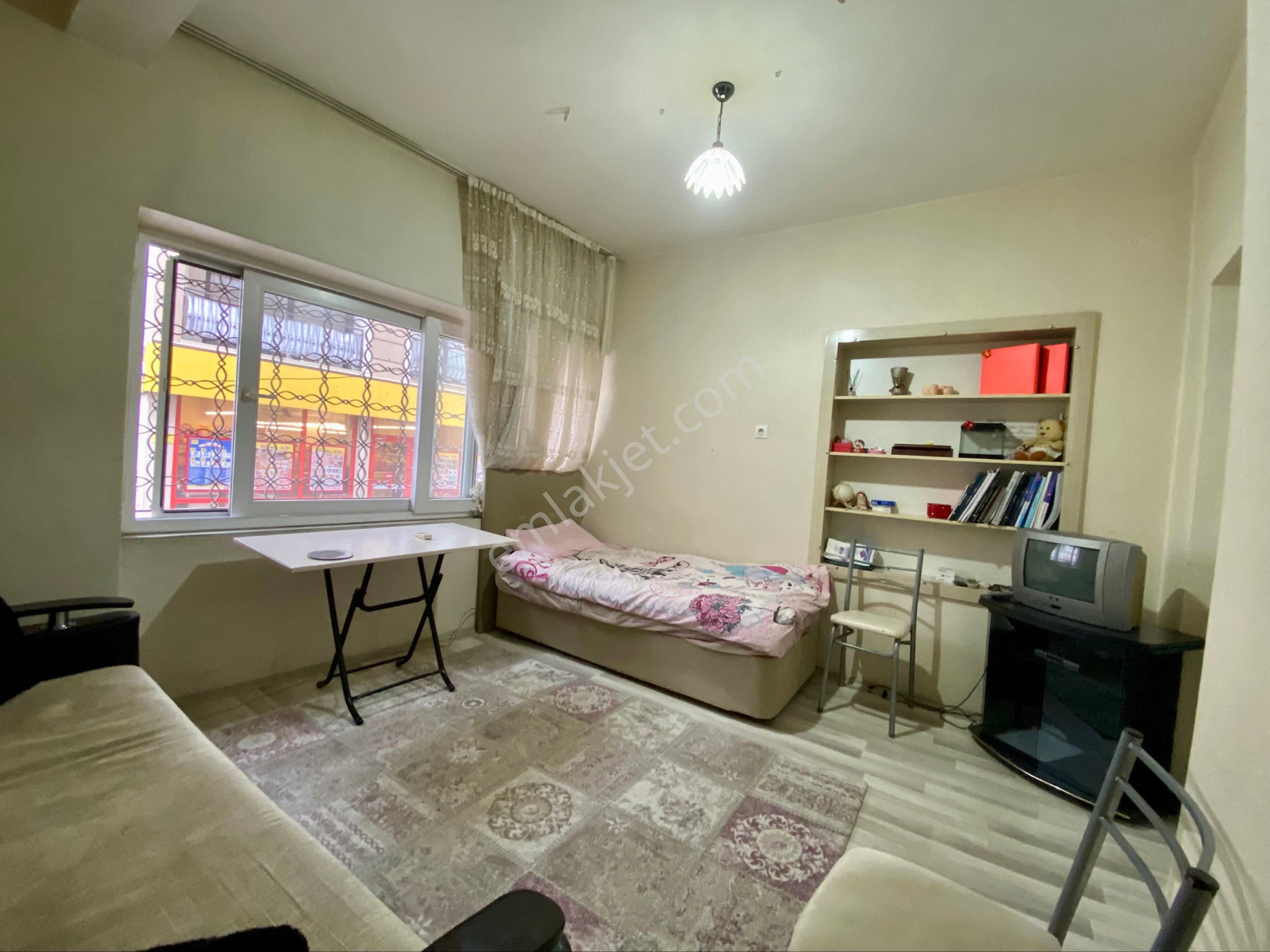 Eab’den Aydın Satılık 1+1 50 M2 Giriş Kat Cuma Mah. Klimalı Eşyalı Daire - Görsel 3