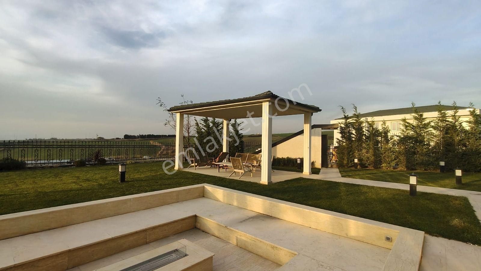 İstanbul Büyükçekmecede Satılık Havuzlu Sıfır Villa - Görsel 33