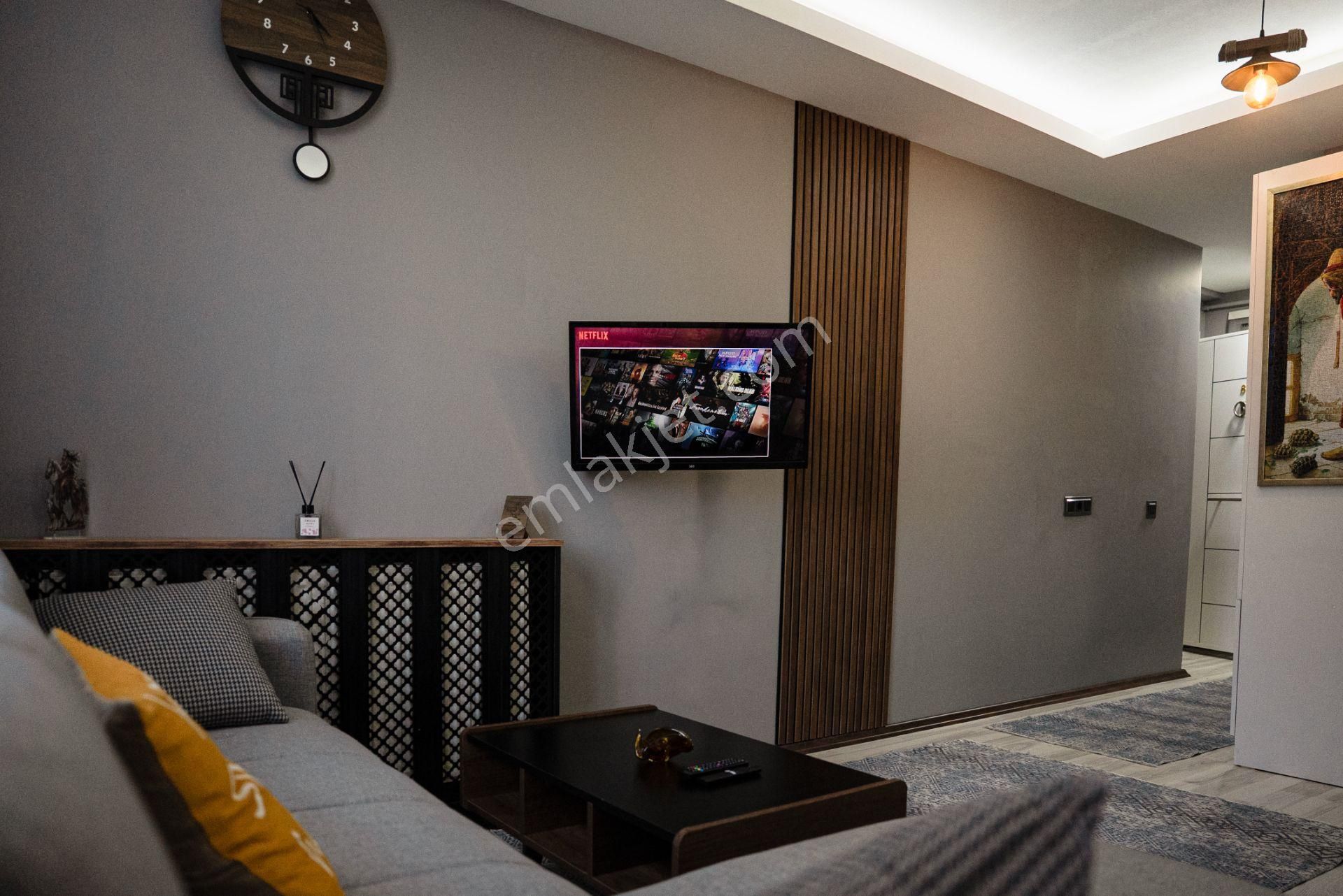 Atakum Atakent Sahilinde 1+1 Günlük Kiralık – Deniz Manzaralı, Sahile Yürüyüş Mesafesi