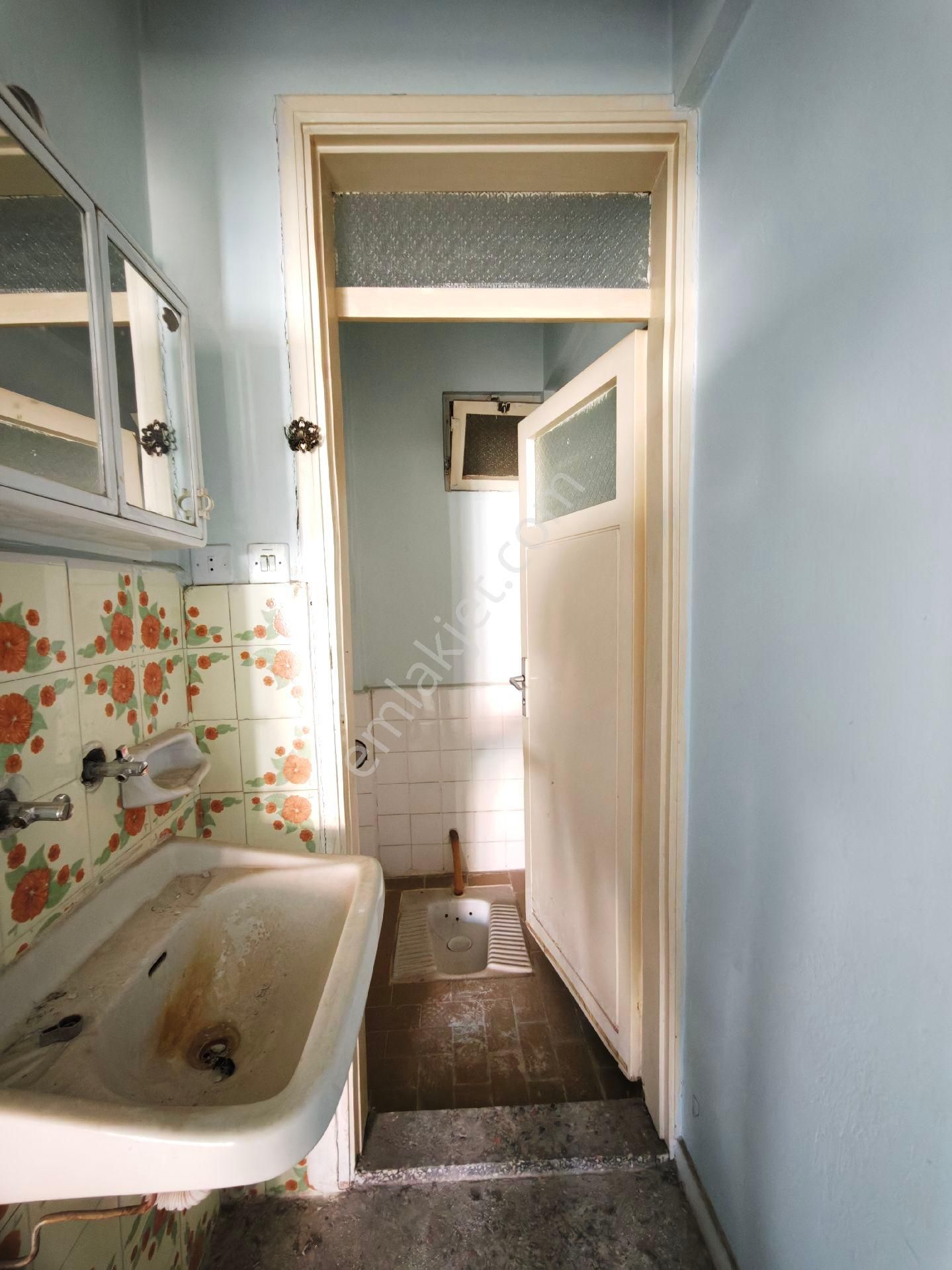 Akkonak'ta Geniş 3+1 Uygun Fiyatlı Daire: Tadilata İhtiyacı - Görsel 8