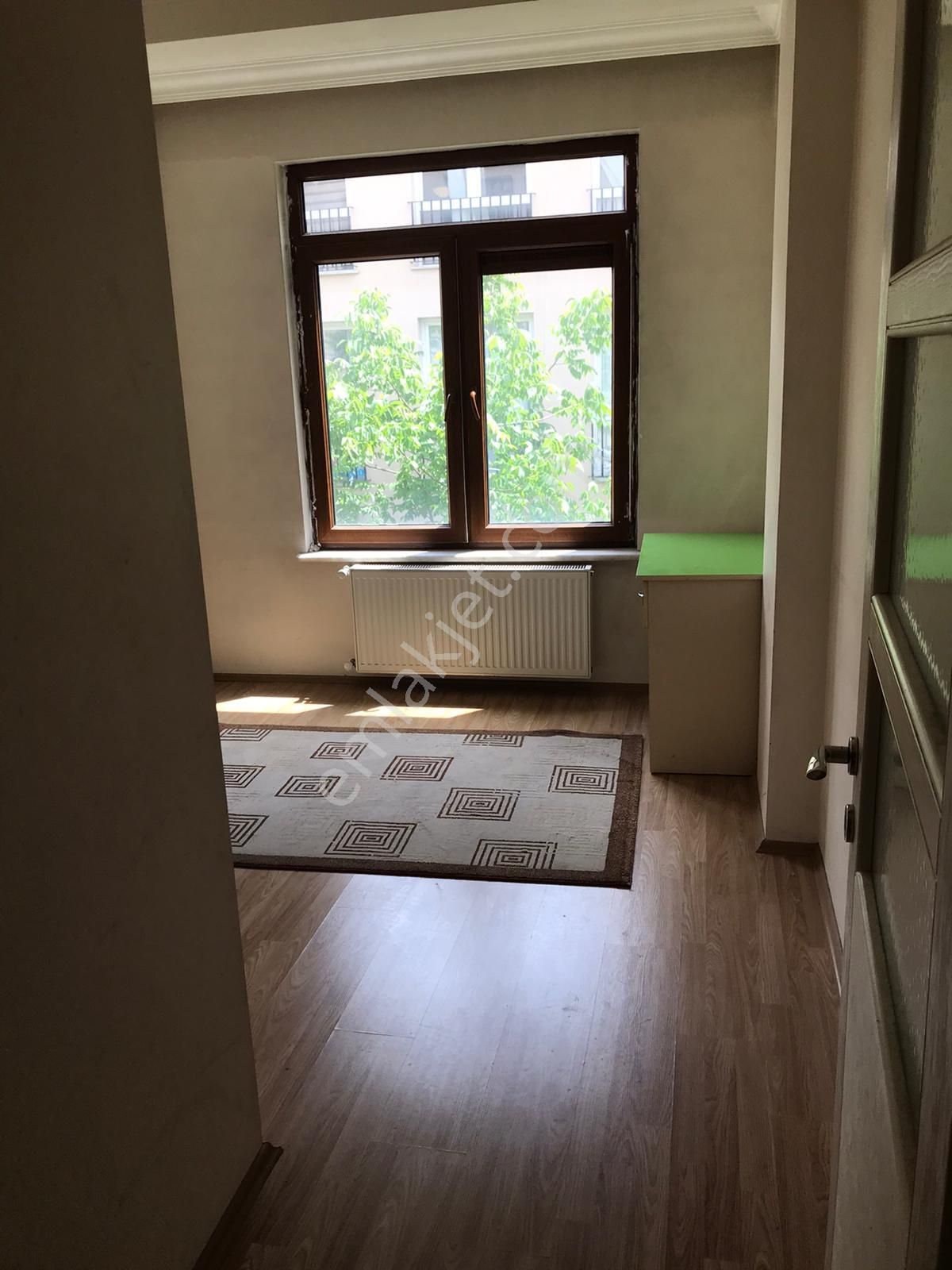 Nil Emlak Gyd Den Yenibağlarda Arakat Balkonlu 50m2 1+1 - Görsel 7