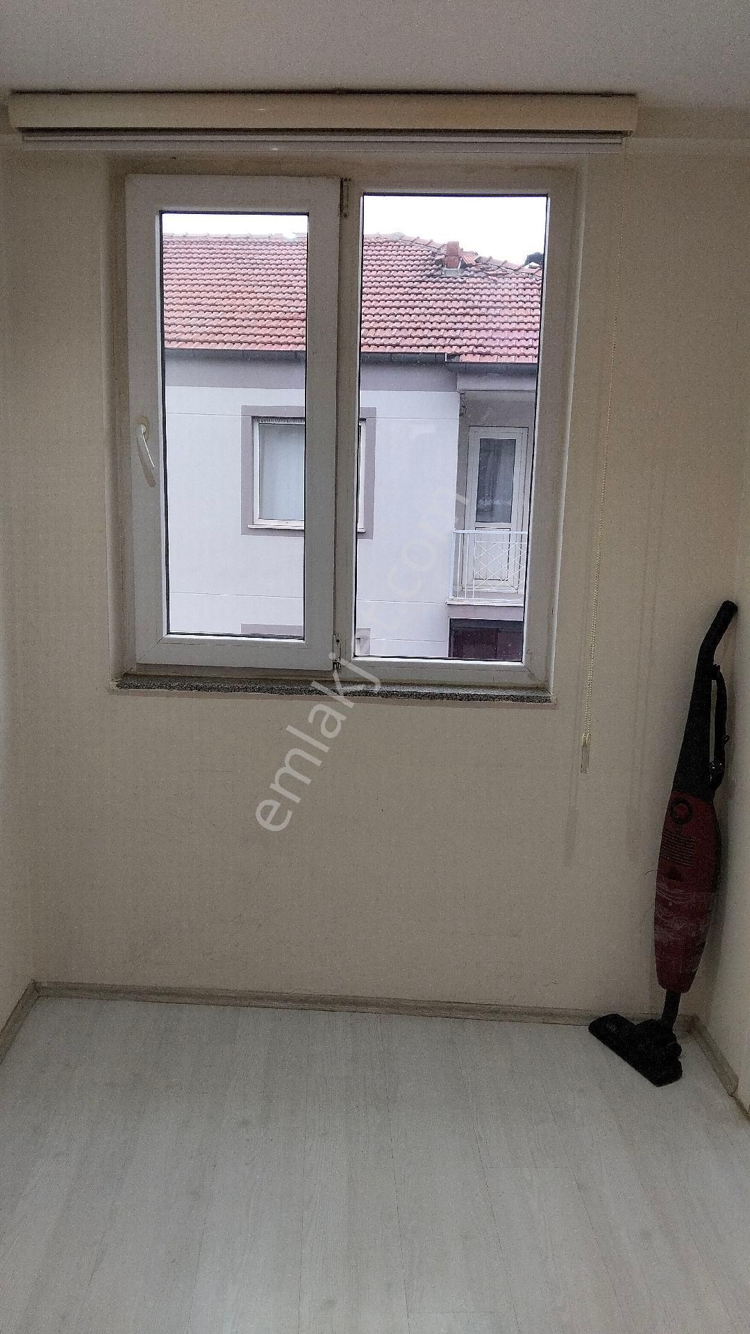 Satılık 2+1 Apart Kayalık Mevkisinde - Görsel 8