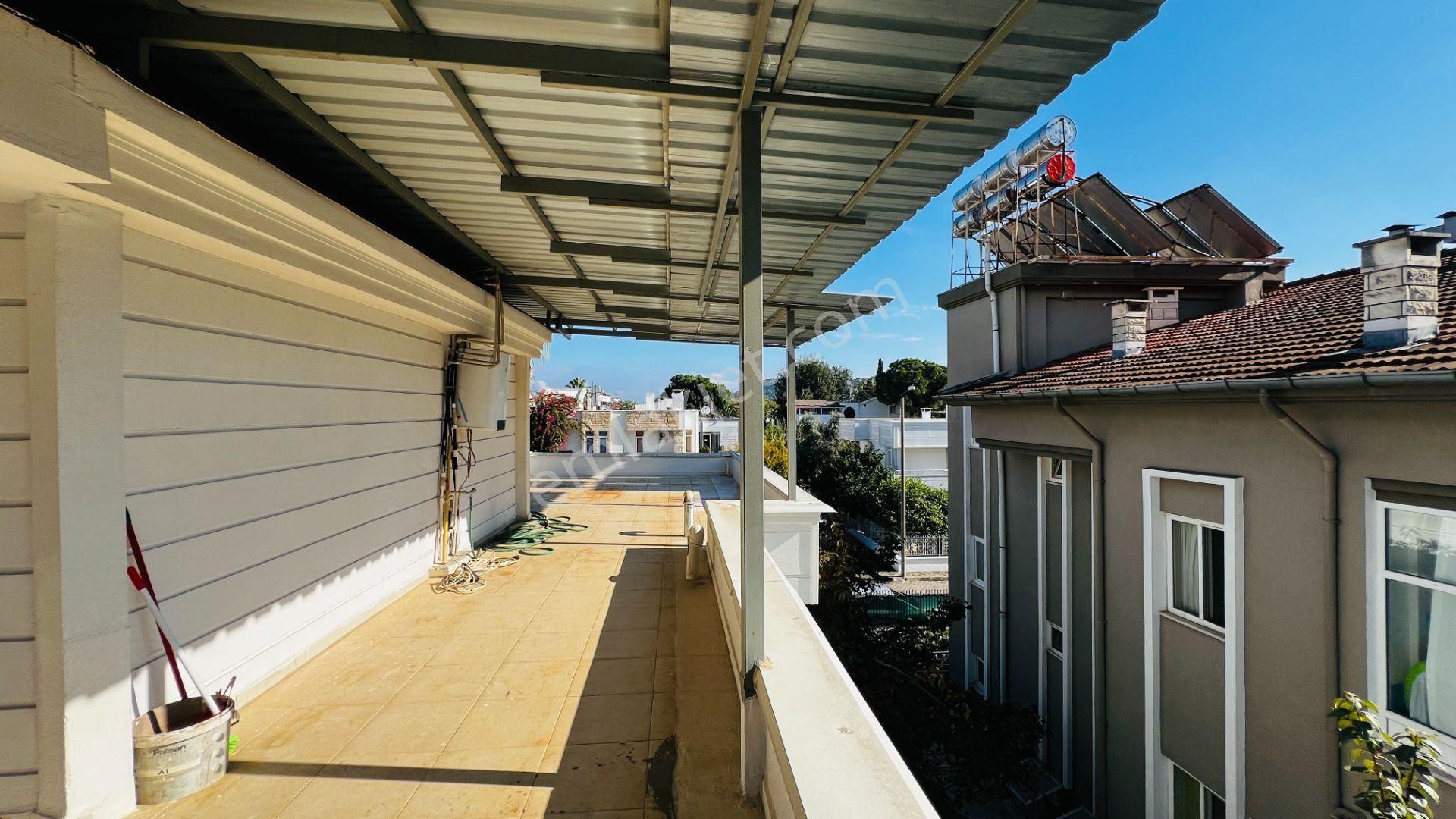 Yüksek Yatırım Potansiyeline Sahip Kemer Merkezde Satılık 4 Daireli Komple Bina - Görsel 9