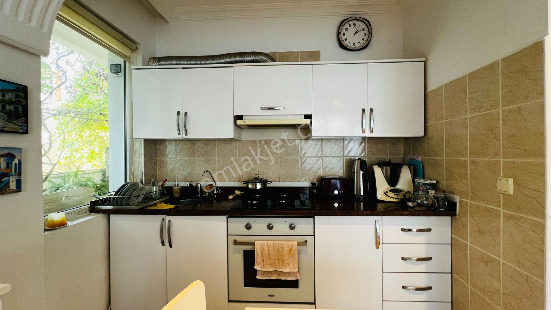 Yüksek Yatırım Potansiyeline Sahip Kemer Merkezde Satılık 4 Daireli Komple Bina - Görsel 19