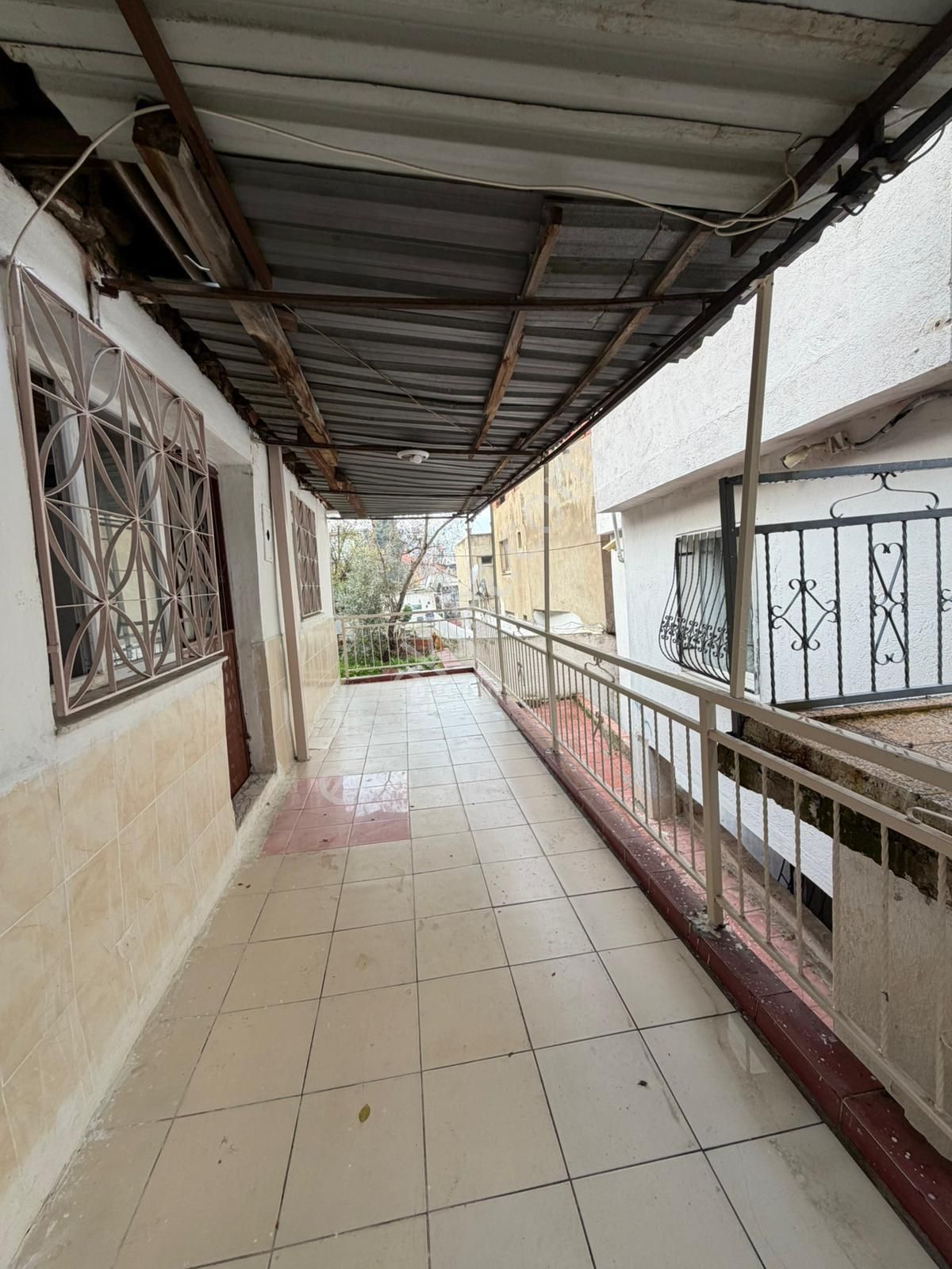 İzmir Karabağlar Eskiizmir Gazi Mah. Kiralık Müstakil Ev - Görsel 25