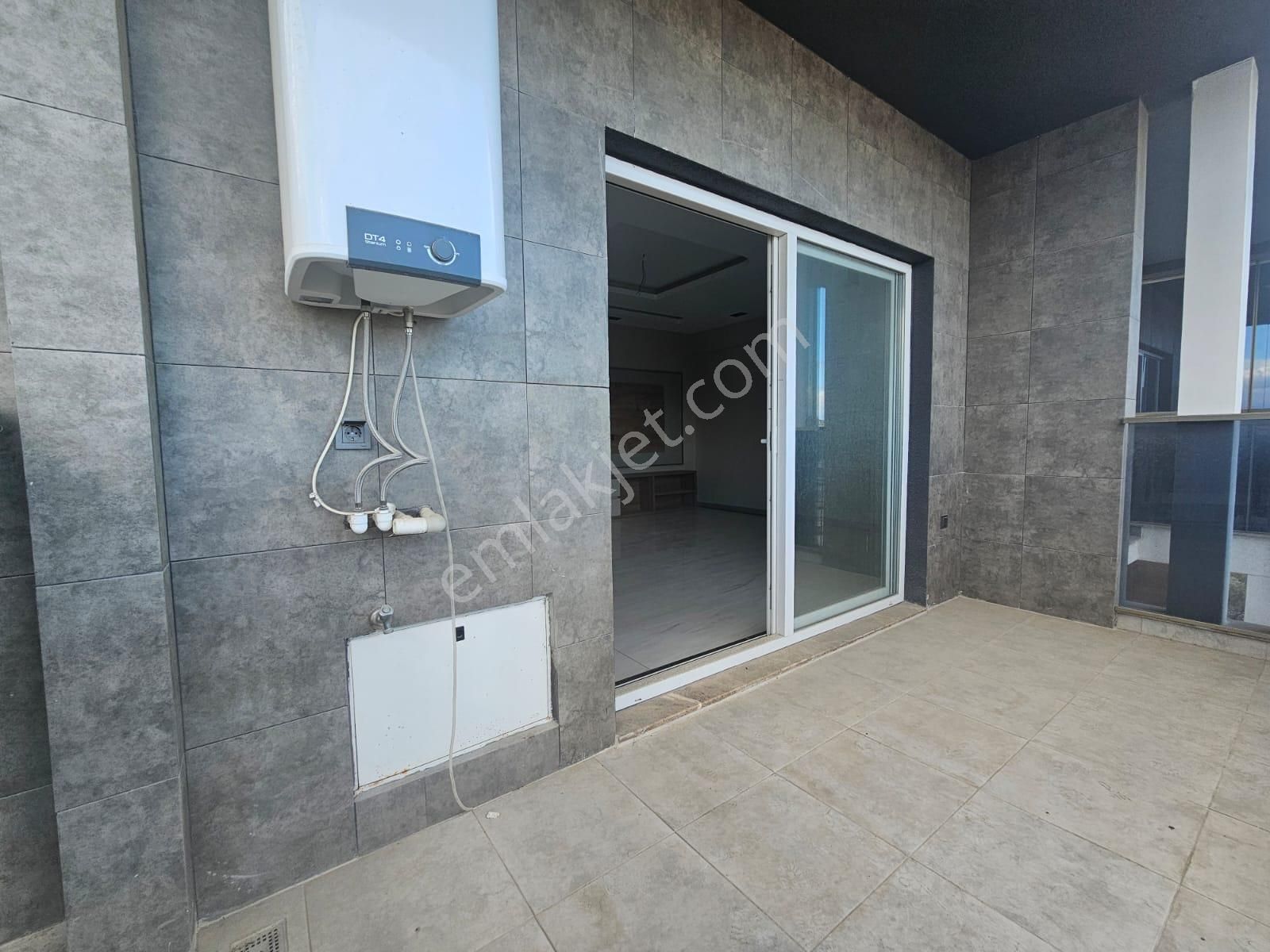 Kuşadası Değermendere Mh.de Havuzlu Site İçersinde Deniz Manzaralı 3+1 Daire - Görsel 17