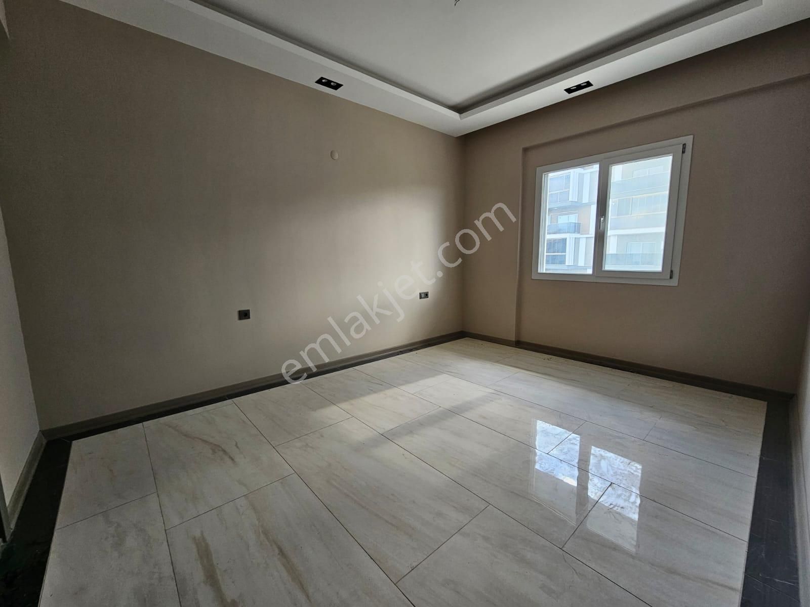 Kuşadası Değermendere Mh.de Havuzlu Site İçersinde Deniz Manzaralı 3+1 Daire - Görsel 7