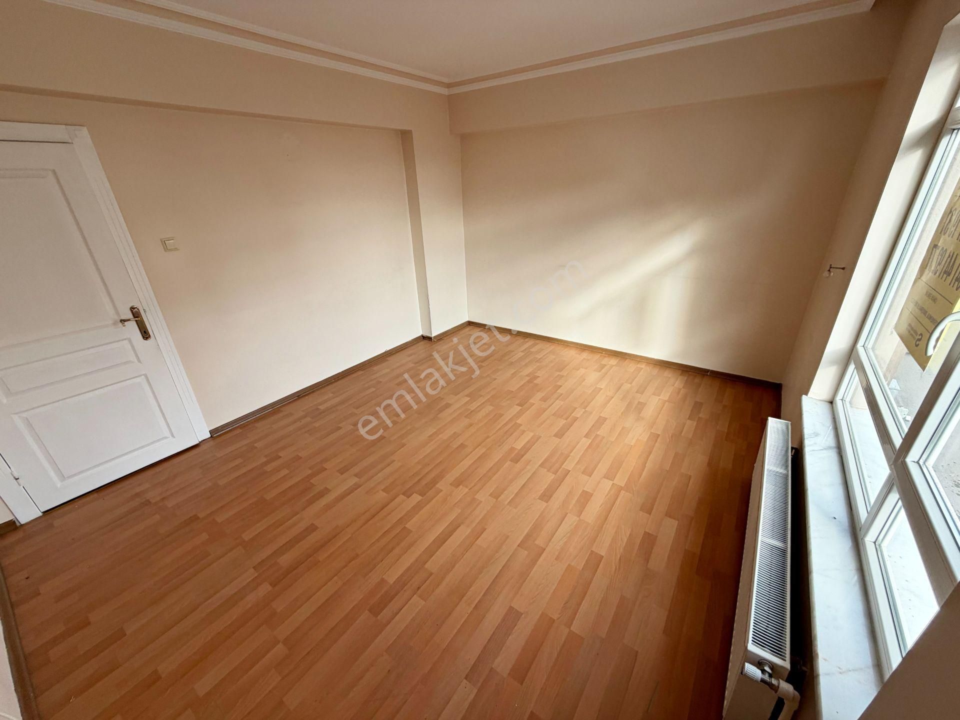 Cihandan Park Manzaralı Geniş Ebeveyn Banyolu 3+1 Kiralık Daire - Görsel 15