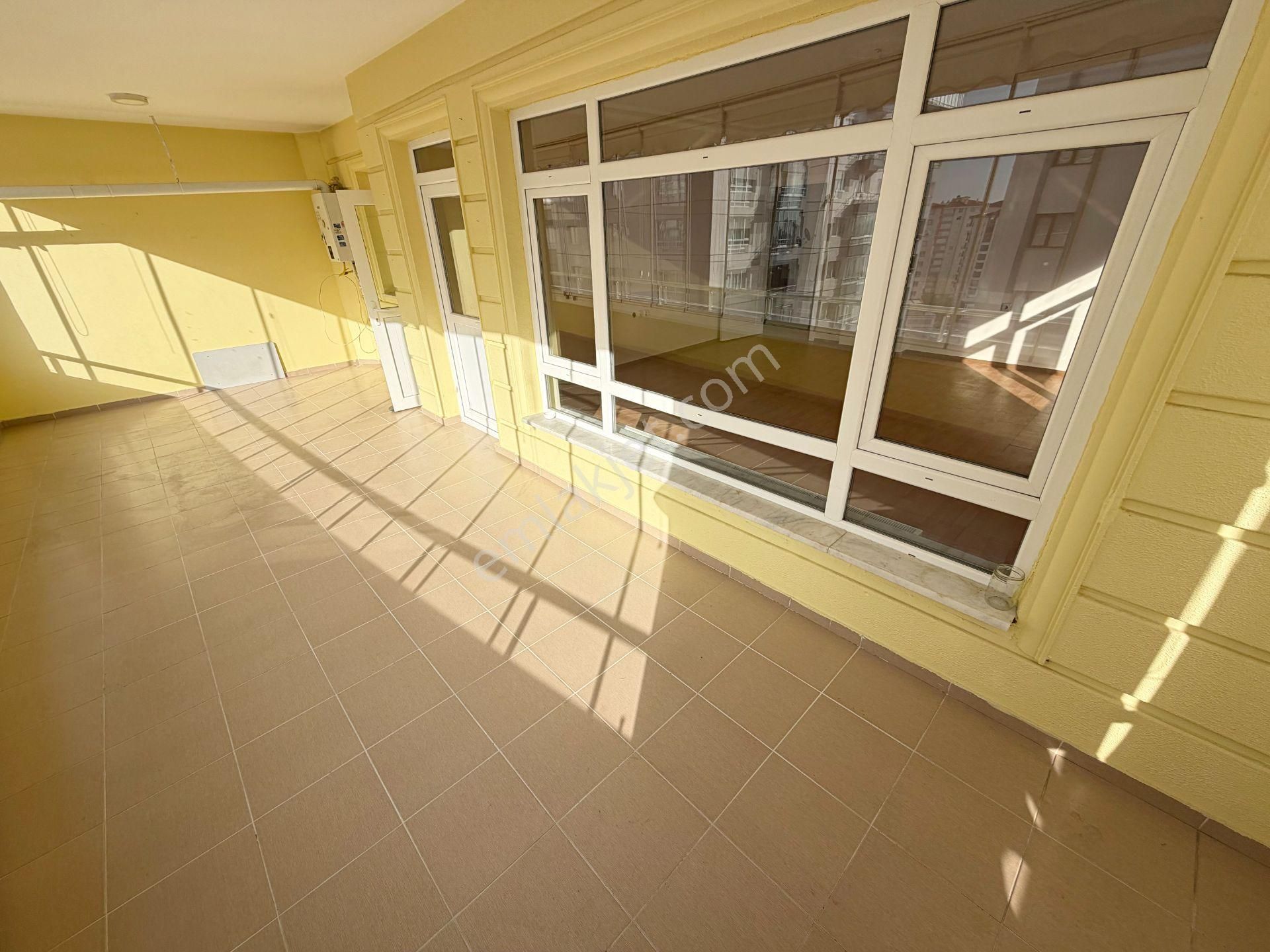 Cihandan Park Manzaralı Geniş Ebeveyn Banyolu 3+1 Kiralık Daire - Görsel 8