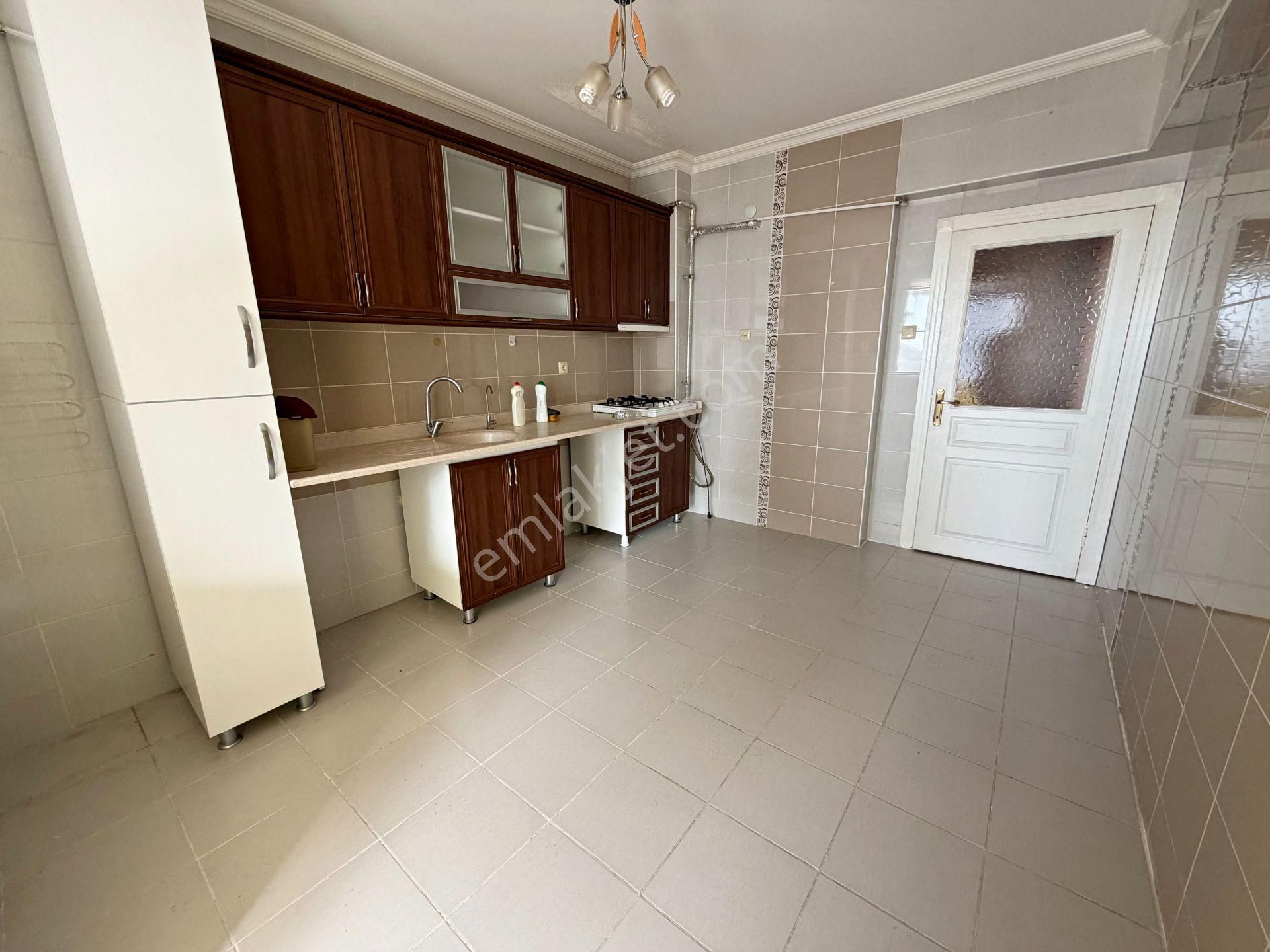 Cihandan Park Manzaralı Geniş Ebeveyn Banyolu 3+1 Kiralık Daire - Görsel 4