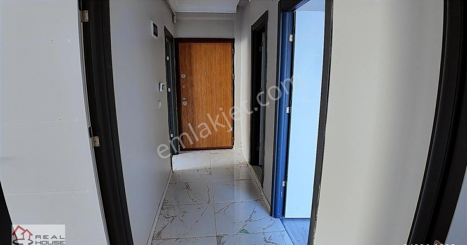 Kanarya Moon Tower Sitesinde Kiralık 4+1 Göl Manzaralı Dubleks - Görsel 12