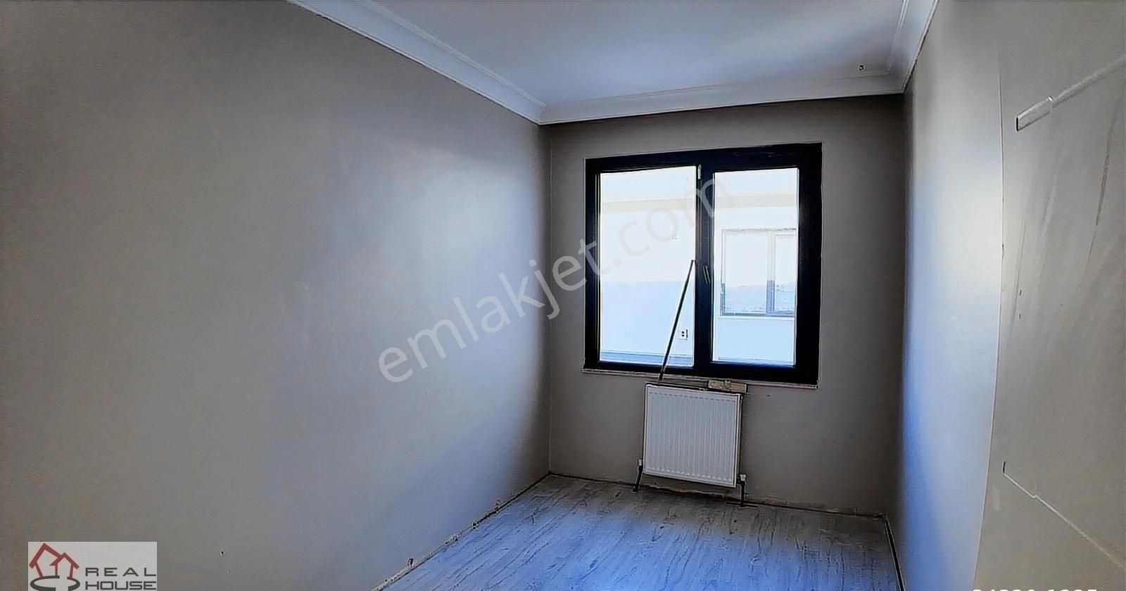 Kanarya Moon Tower Sitesinde Kiralık 4+1 Göl Manzaralı Dubleks - Görsel 18