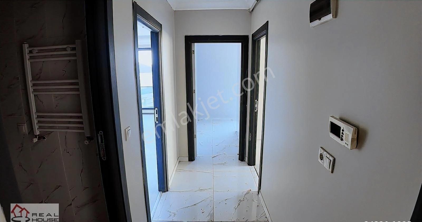 Kanarya Moon Tower Sitesinde Kiralık 4+1 Göl Manzaralı Dubleks - Görsel 20