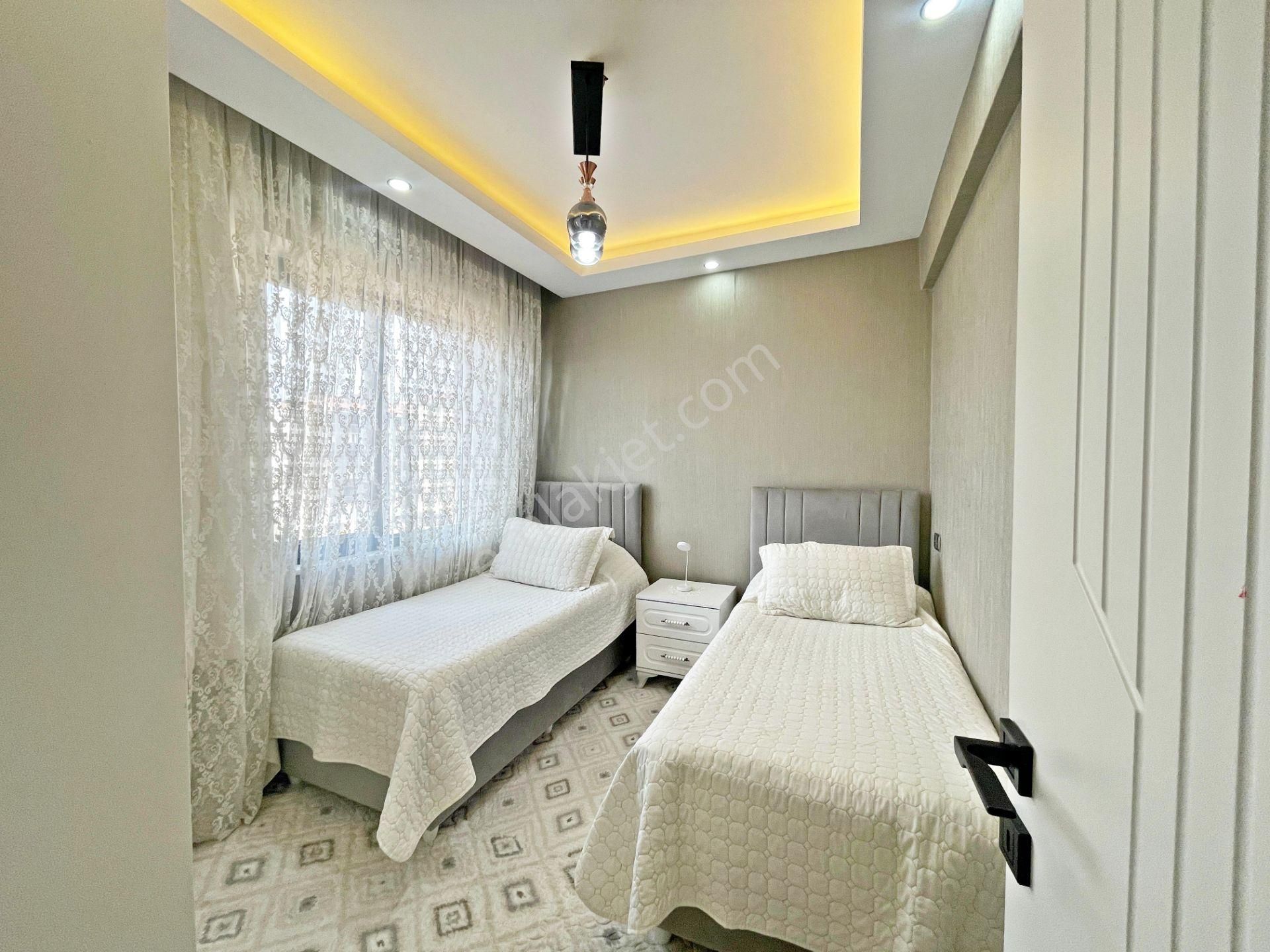 Karacaahmet'te Taşınmaya Hazır Masrafsız Yemek Odalı 3.5+1 Daire - Görsel 14