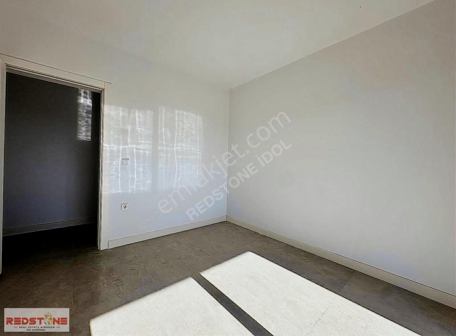 Redstone Idol Gayrimenkul'den Deda Vega Sitesi Satılık 3+1 Daire - Görsel 2