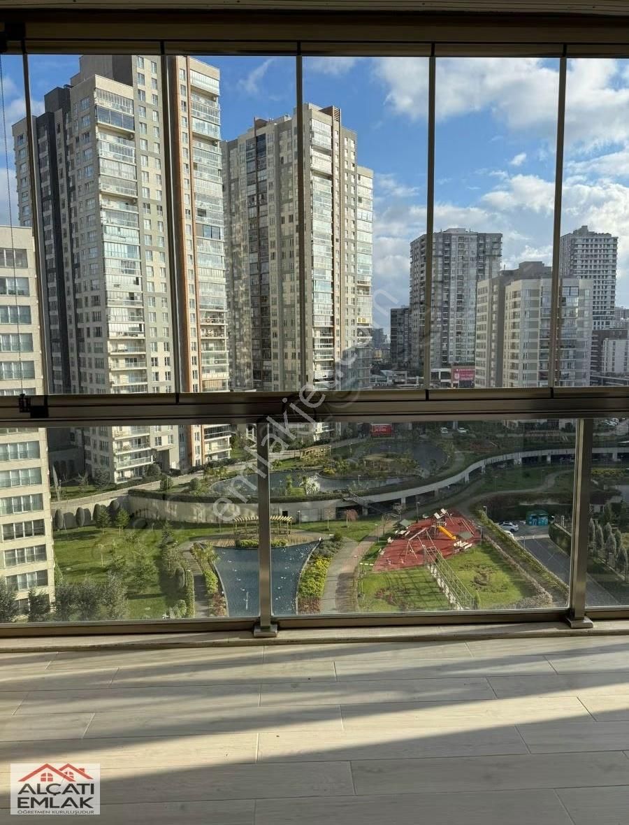 Başakşehir Avrupa Konutlarında Boş Taşınmaya Hazır Kiralık 4+1 - Görsel 5