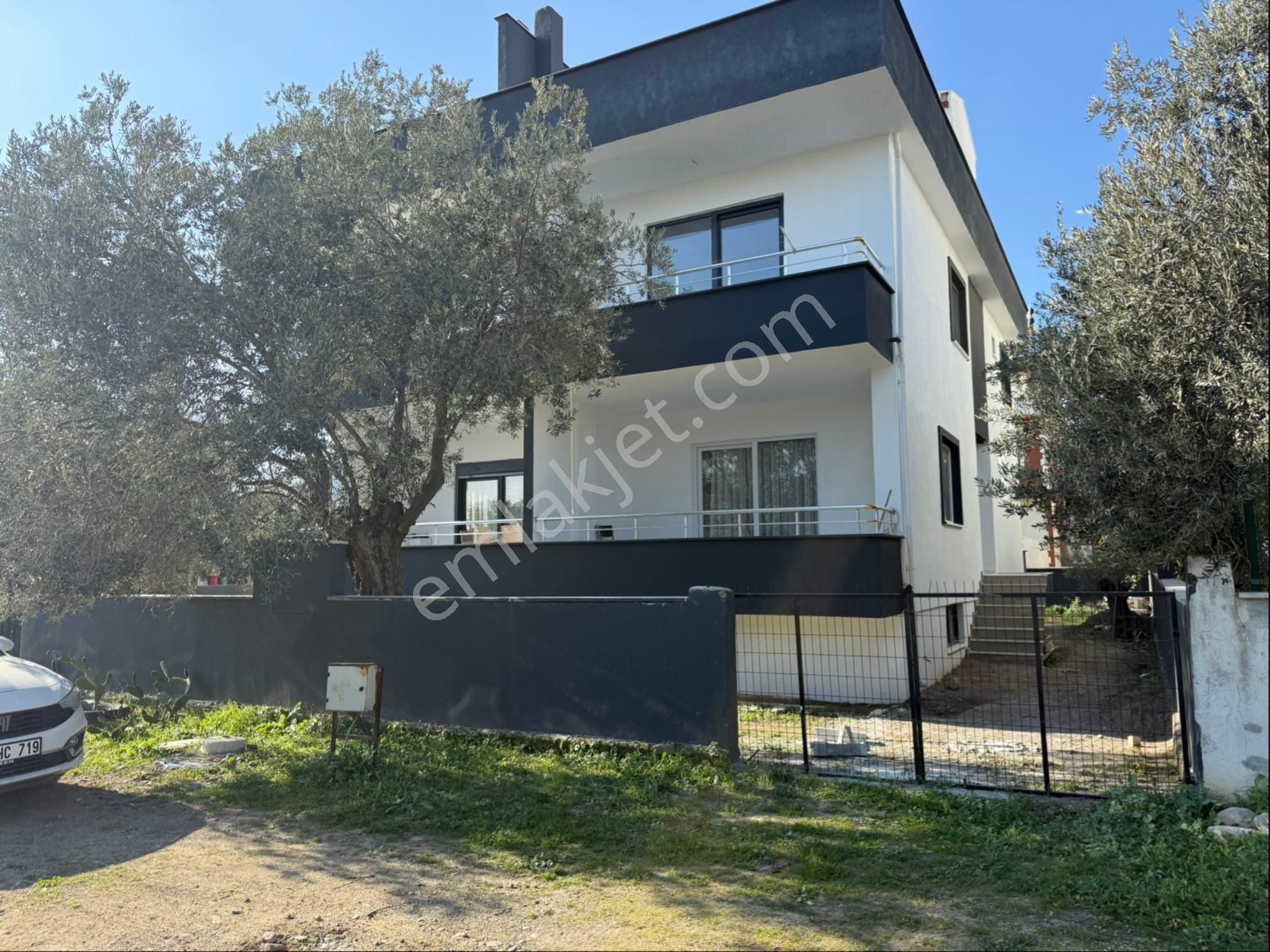 Kale’gayrimenkul’den 4 Kat Müstakil Satılık Villa