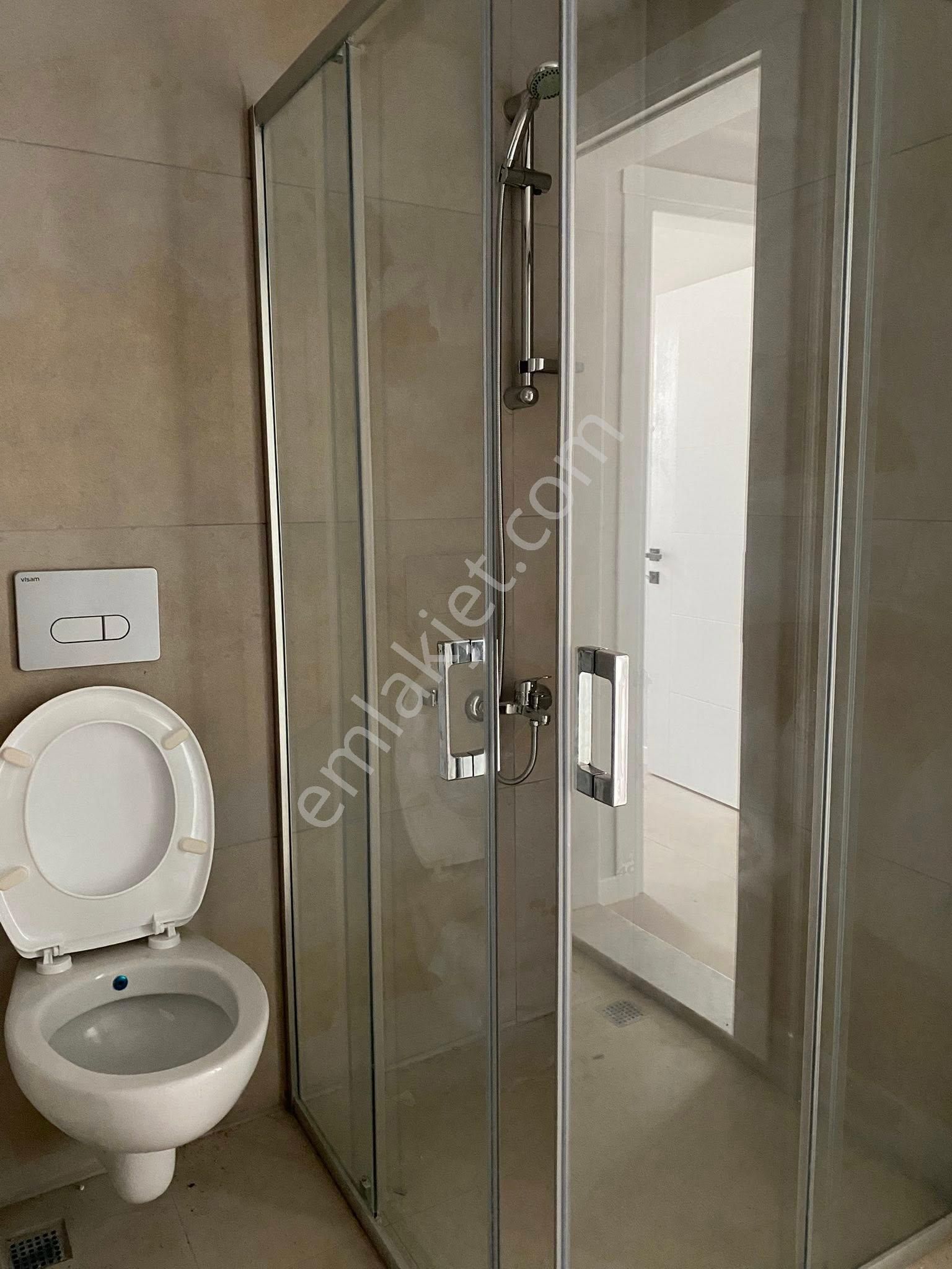 Yeşil Mahallede 3 Katlı Bina Ayrıcalığıyla Lüx İşçilikli Sıfır 3+2 Daire - Görsel 4